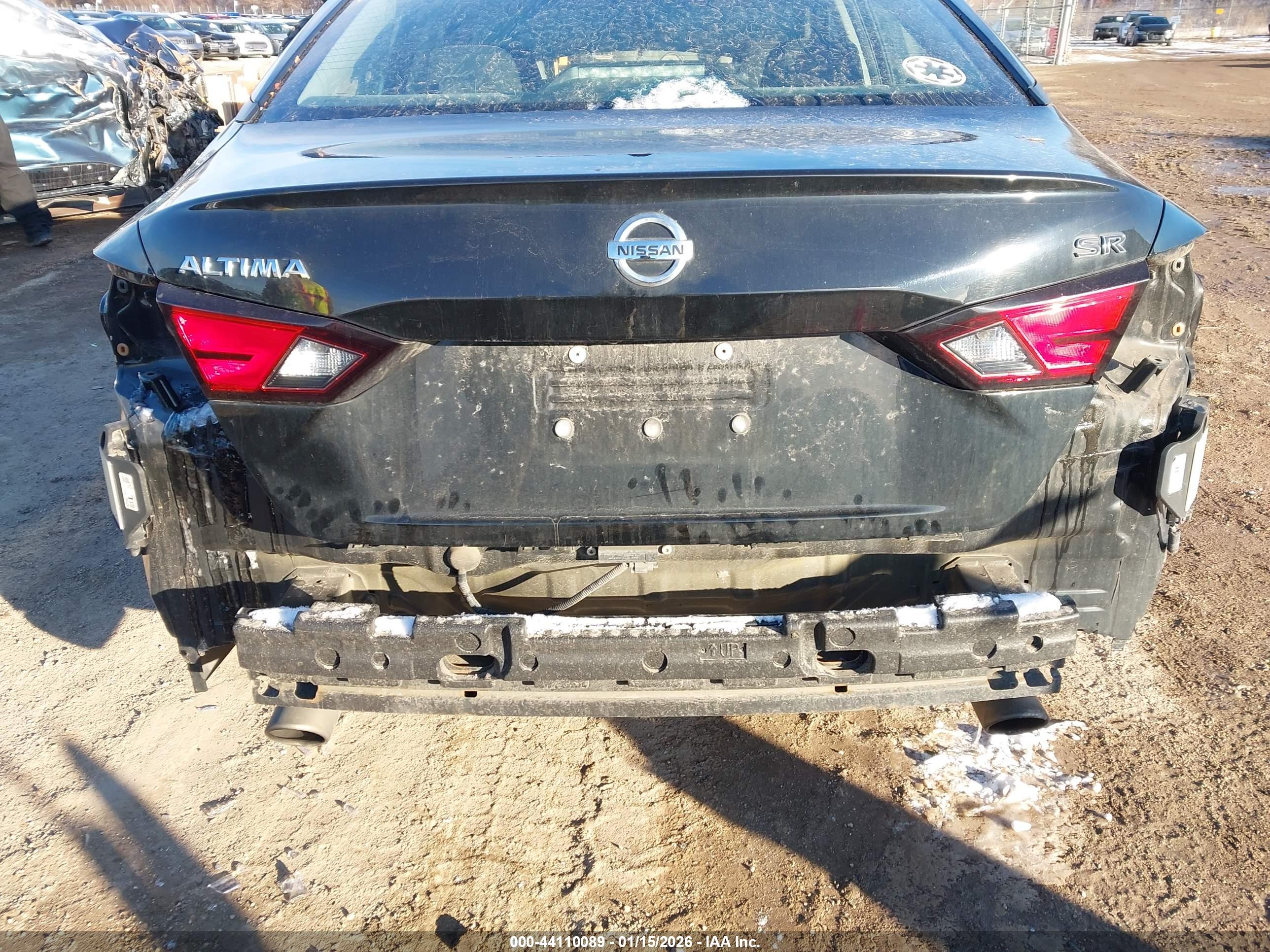 NISSAN ALTIMA image 6