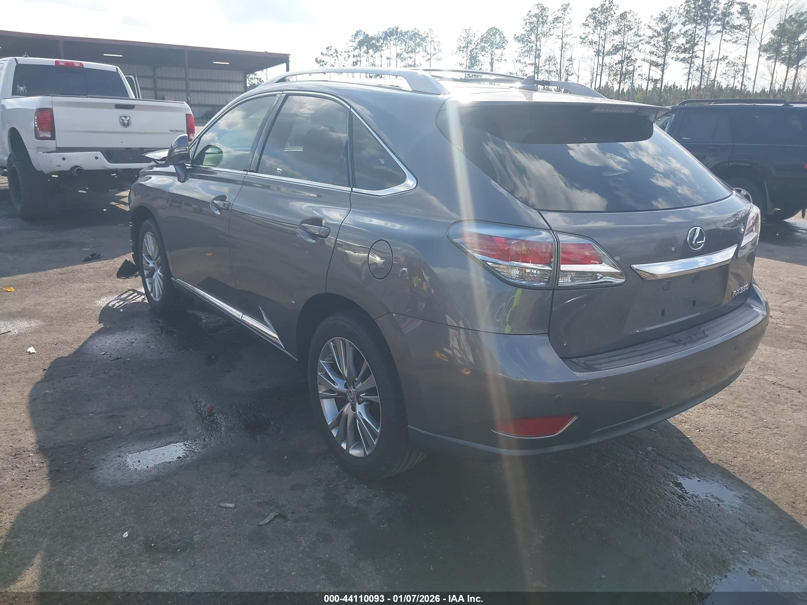 LEXUS RX image 3