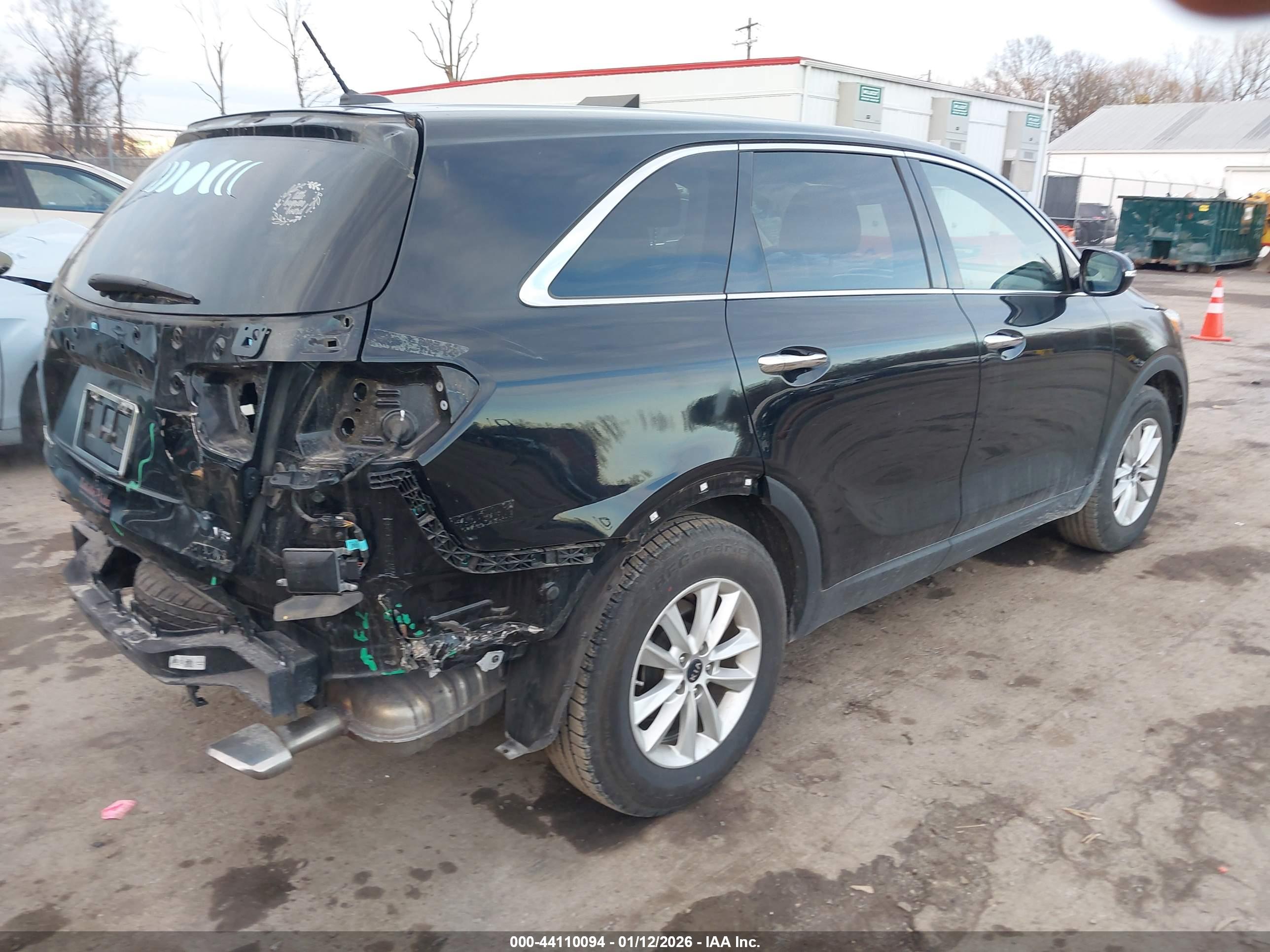 KIA SORENTO image 4