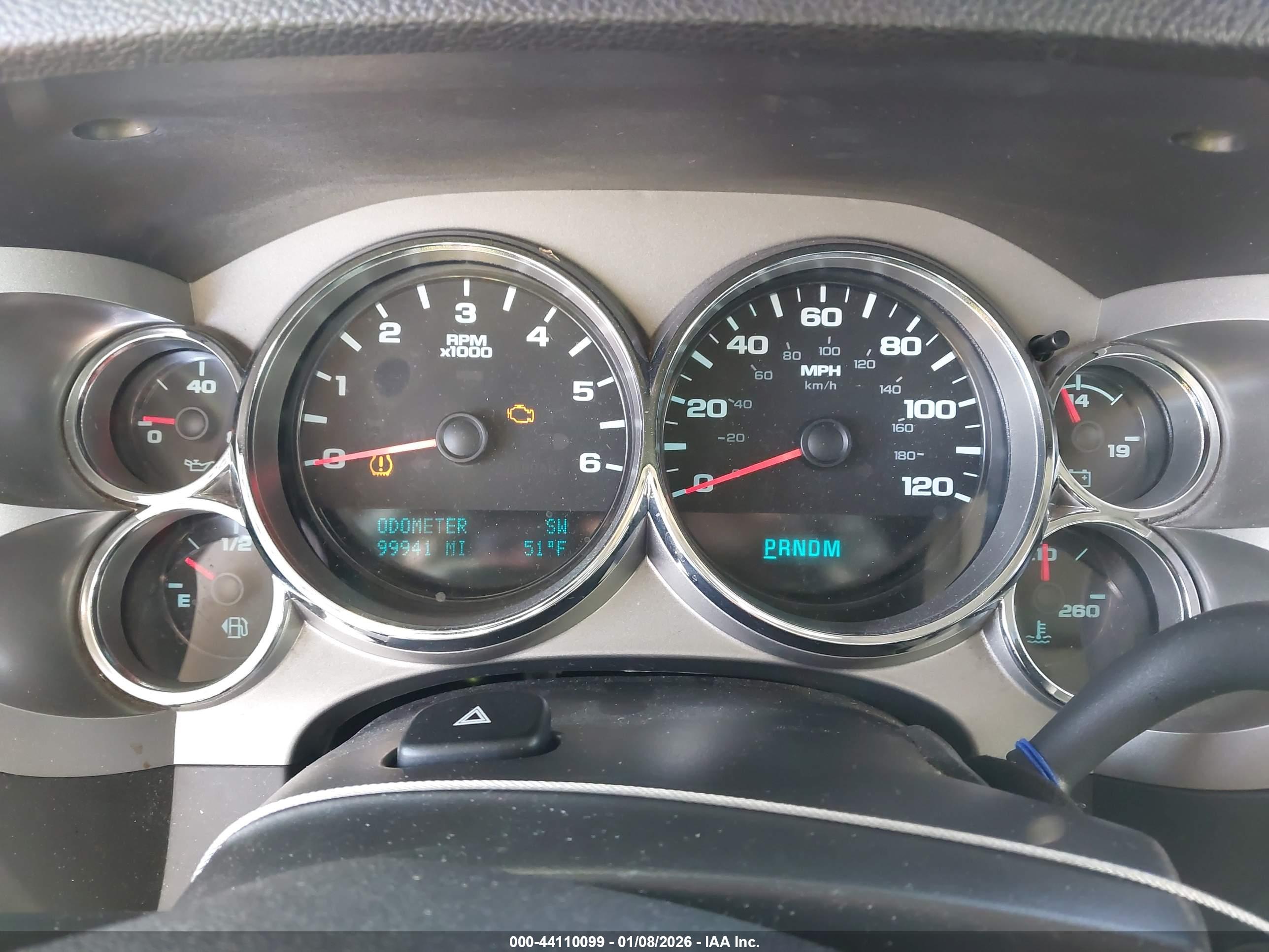 CHEVROLET SILVERADO image 7