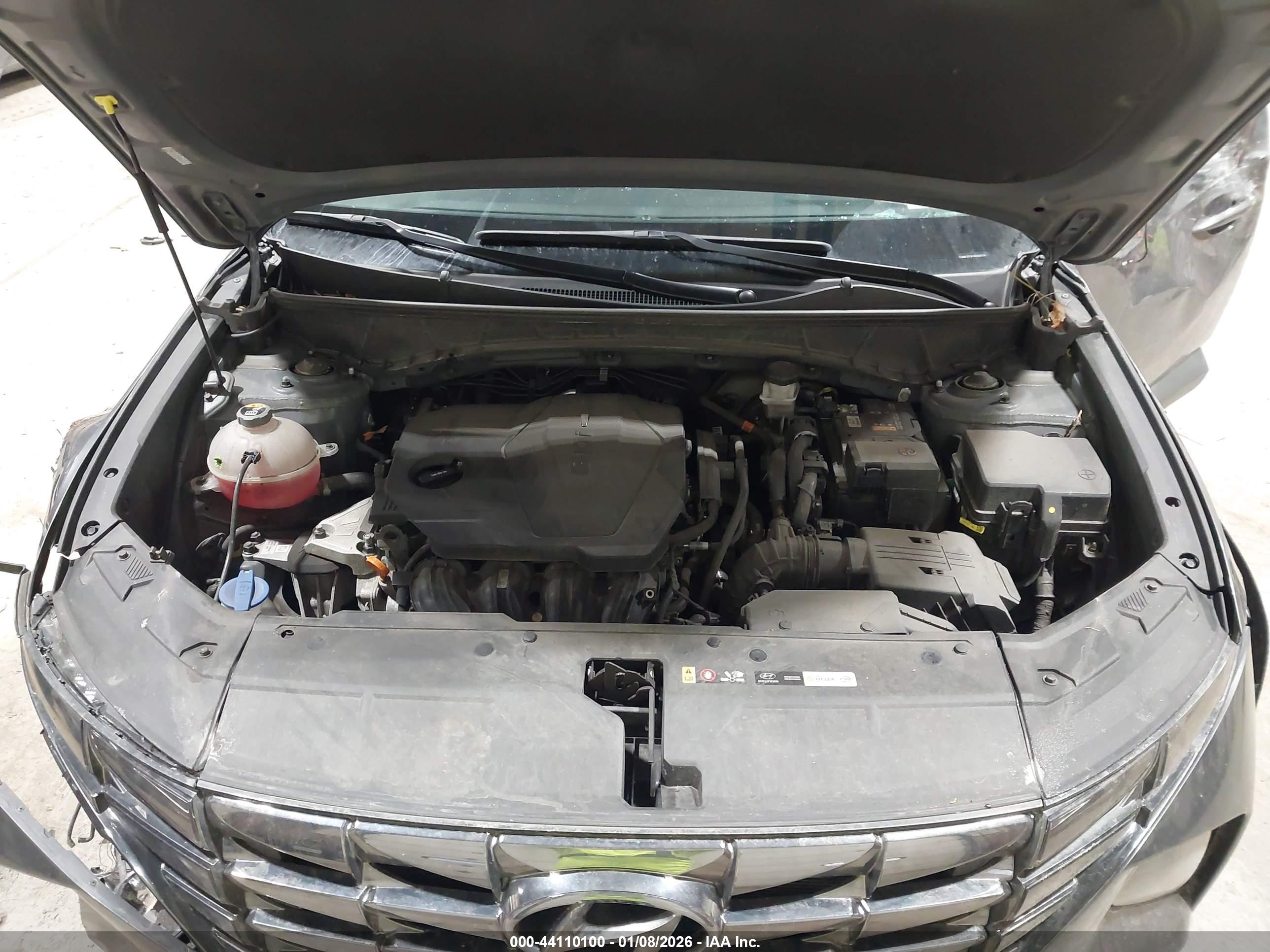 HYUNDAI TUCSON image 10