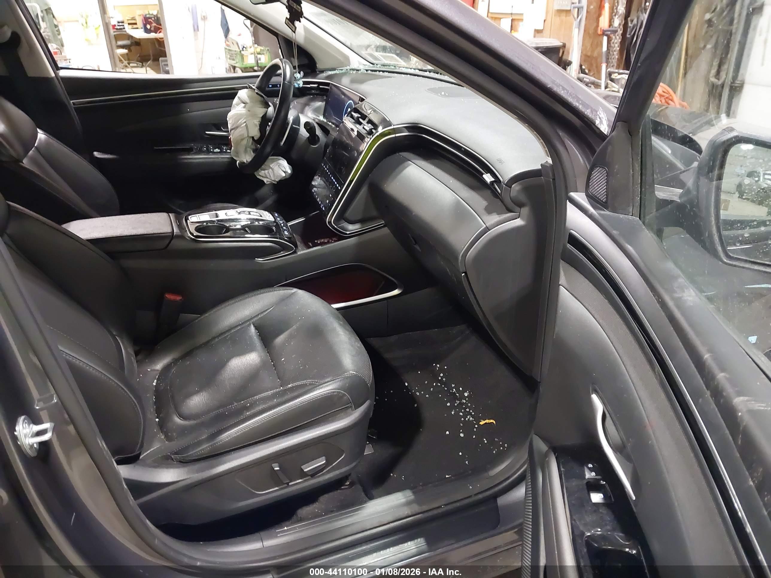 HYUNDAI TUCSON image 5