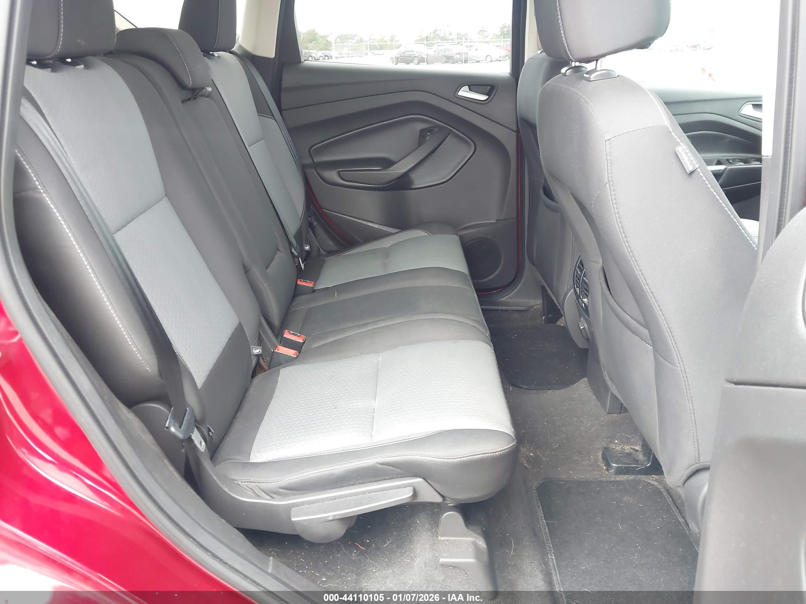 FORD ESCAPE image 8