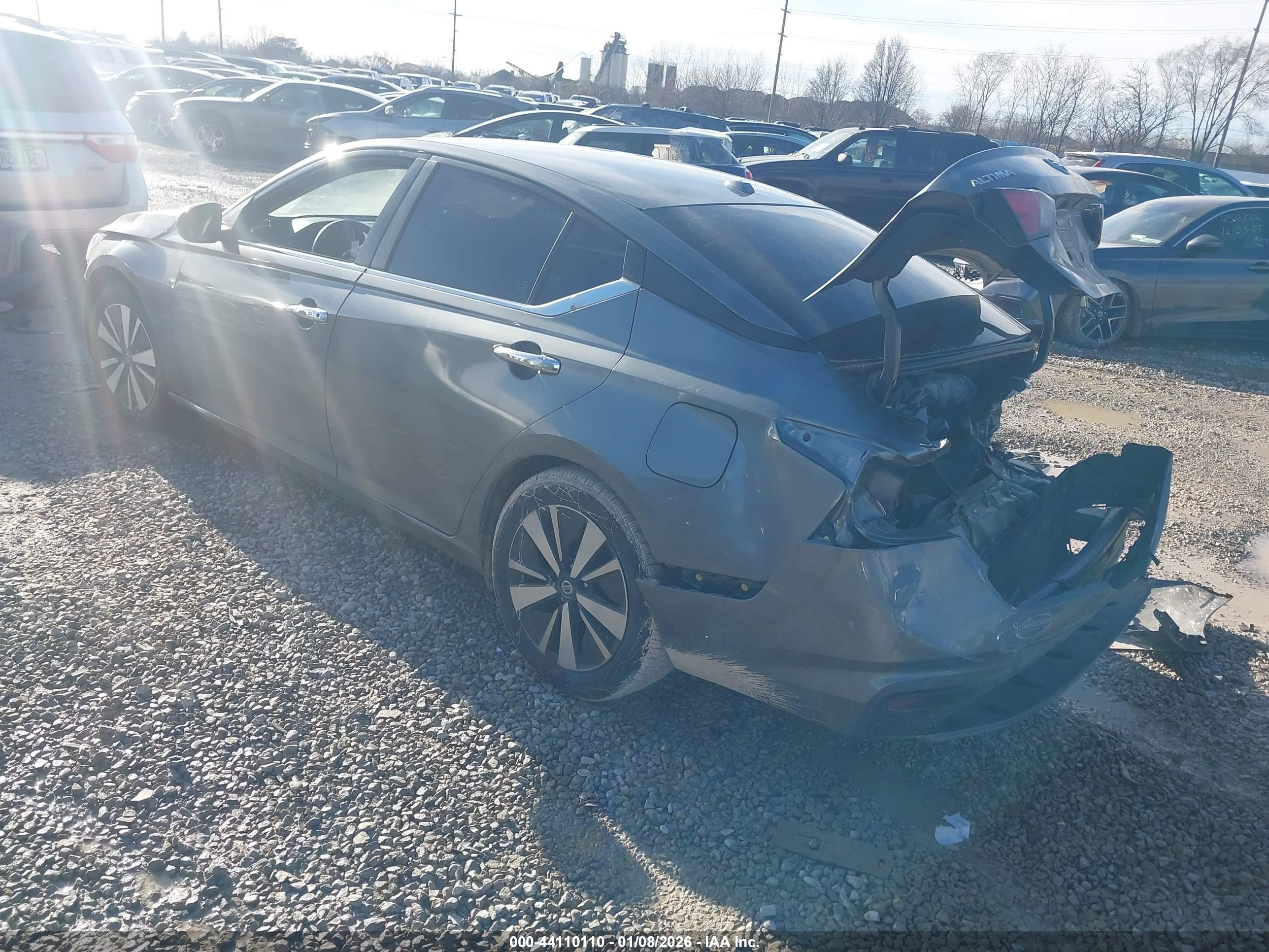 NISSAN ALTIMA image 3