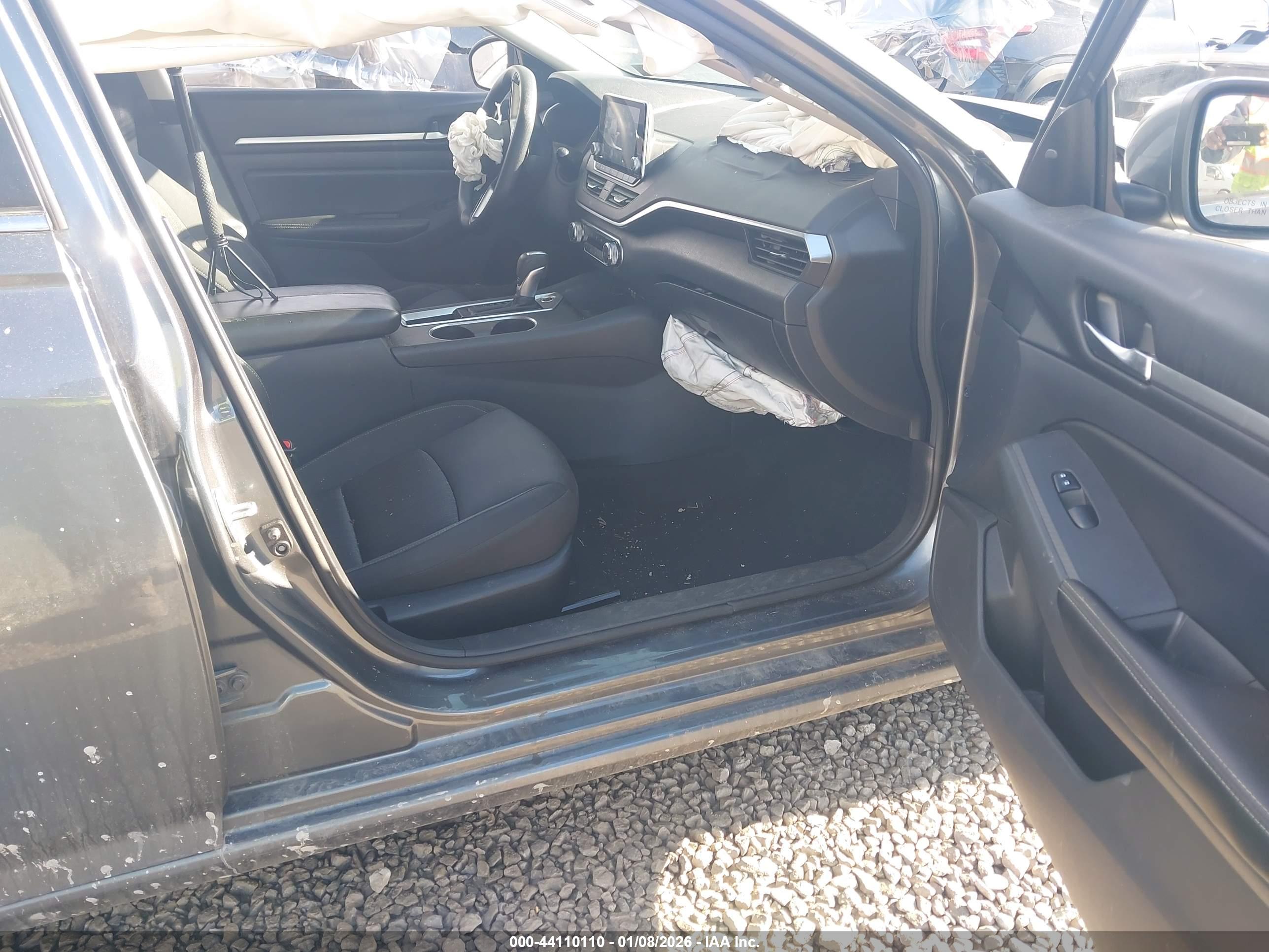 NISSAN ALTIMA image 5
