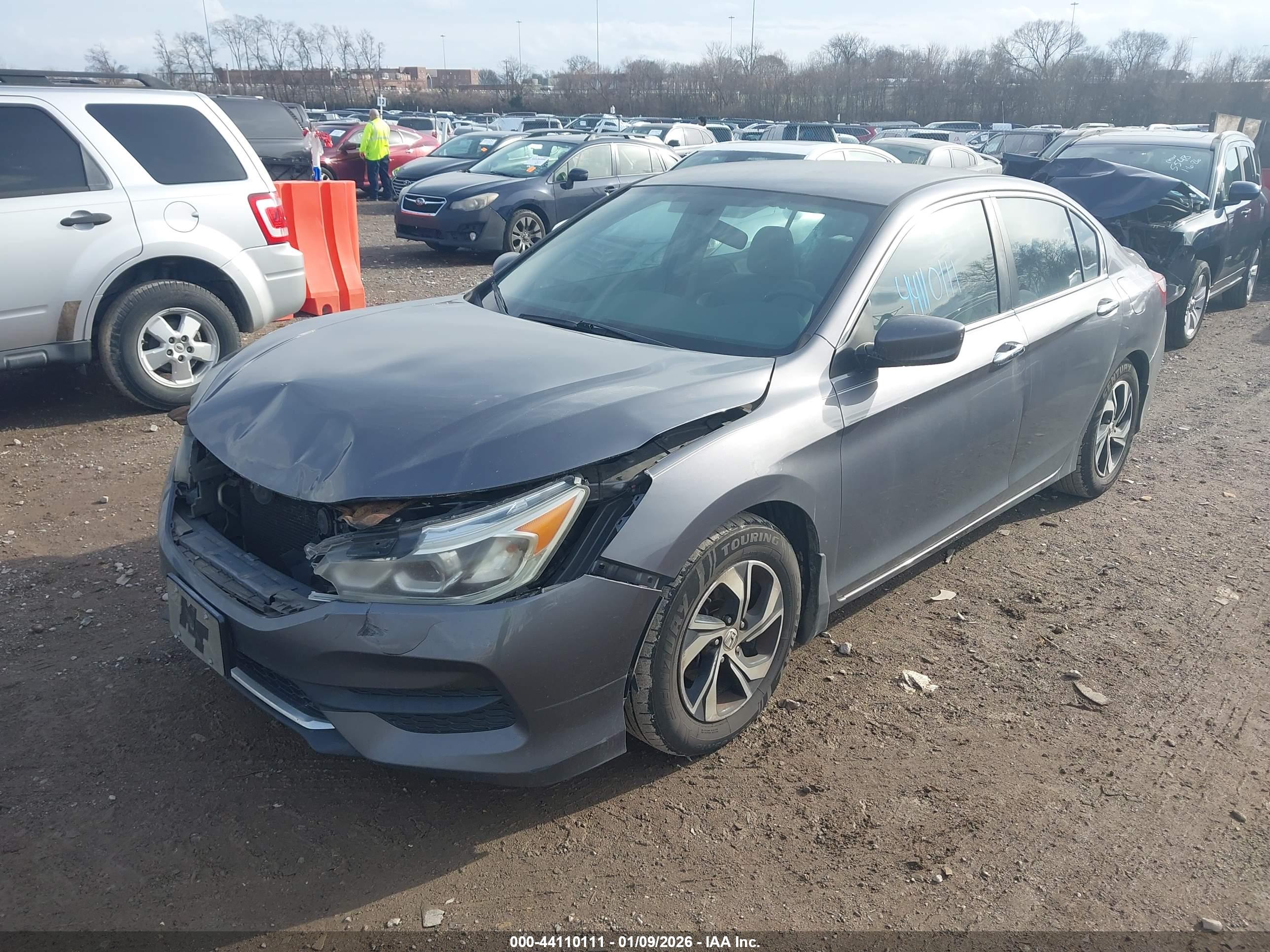 HONDA ACCORD image 2