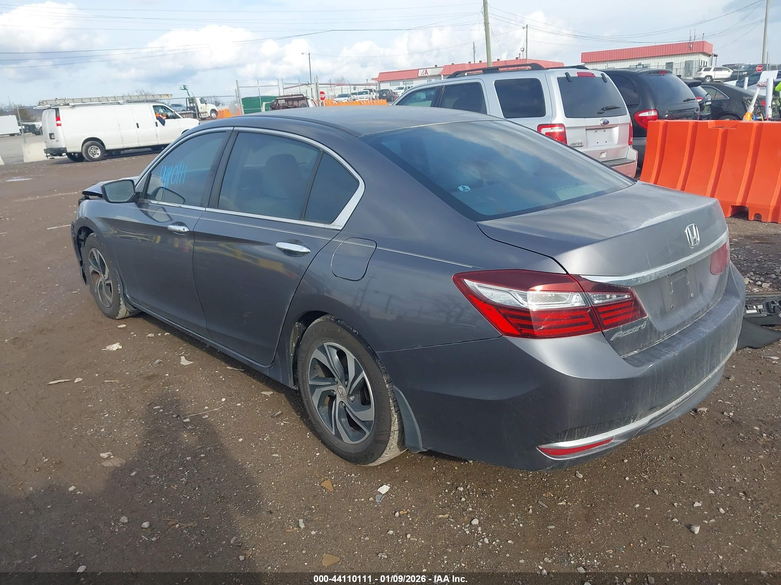 HONDA ACCORD image 3