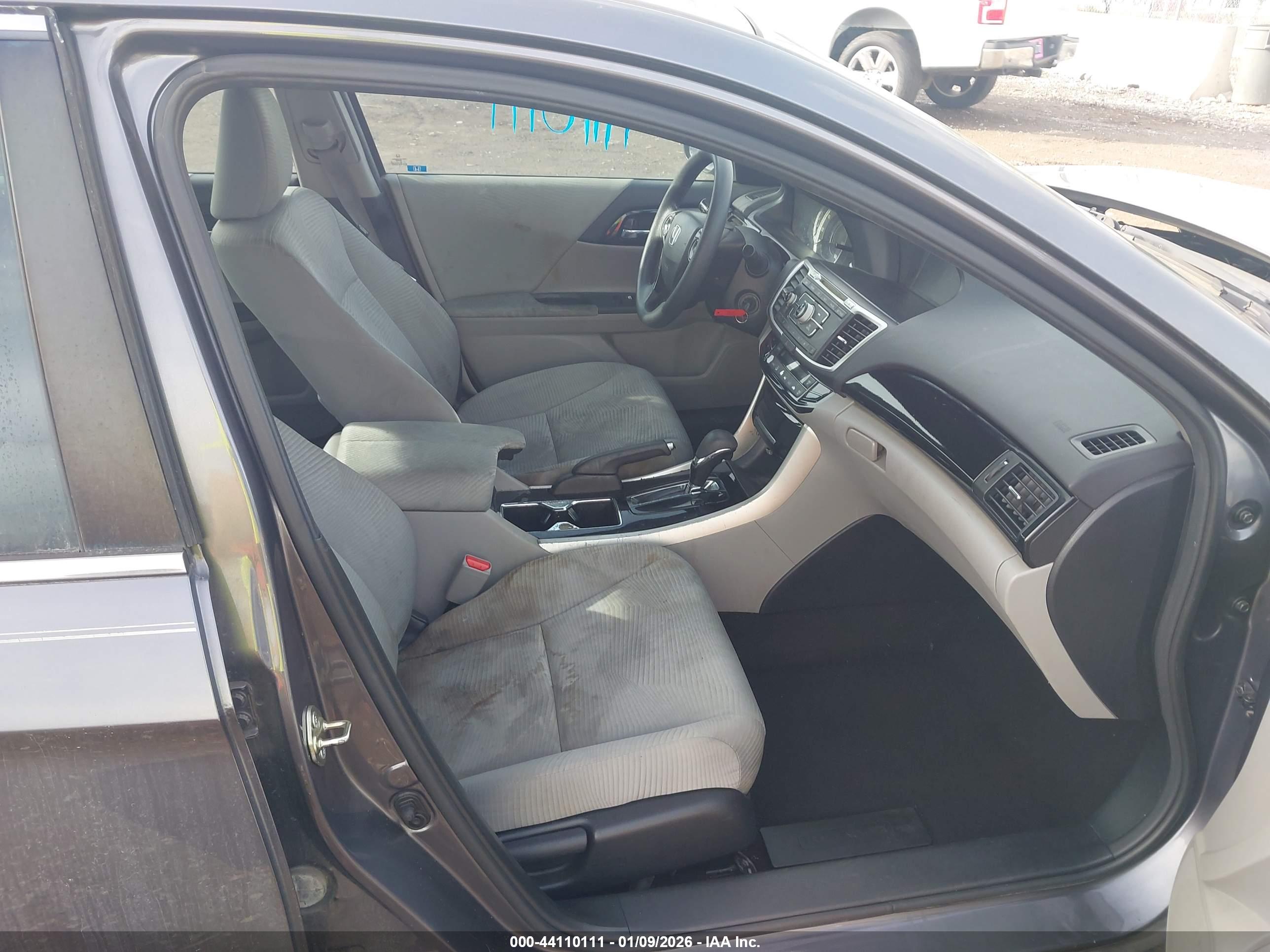 HONDA ACCORD image 5
