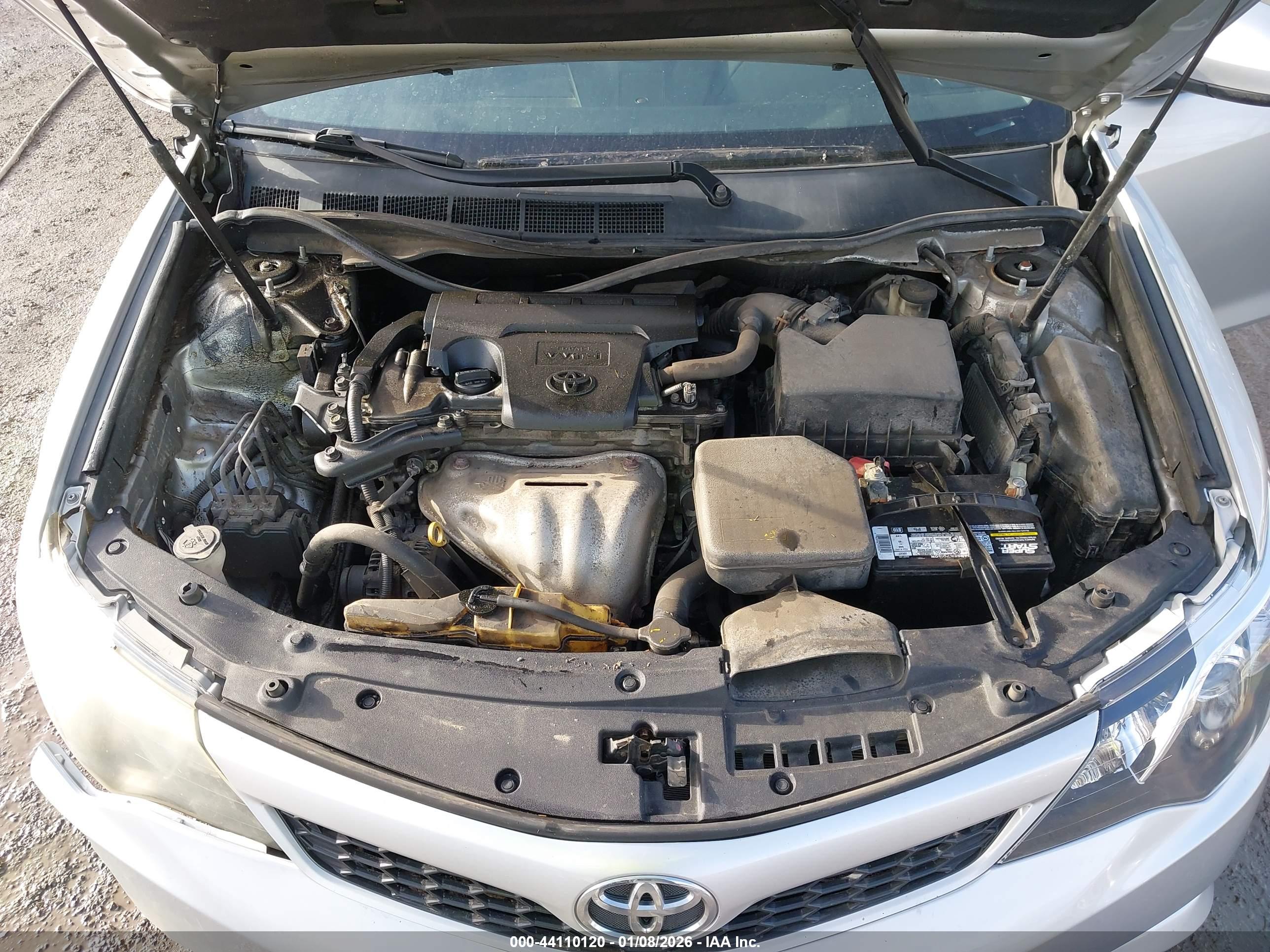 TOYOTA CAMRY image 10