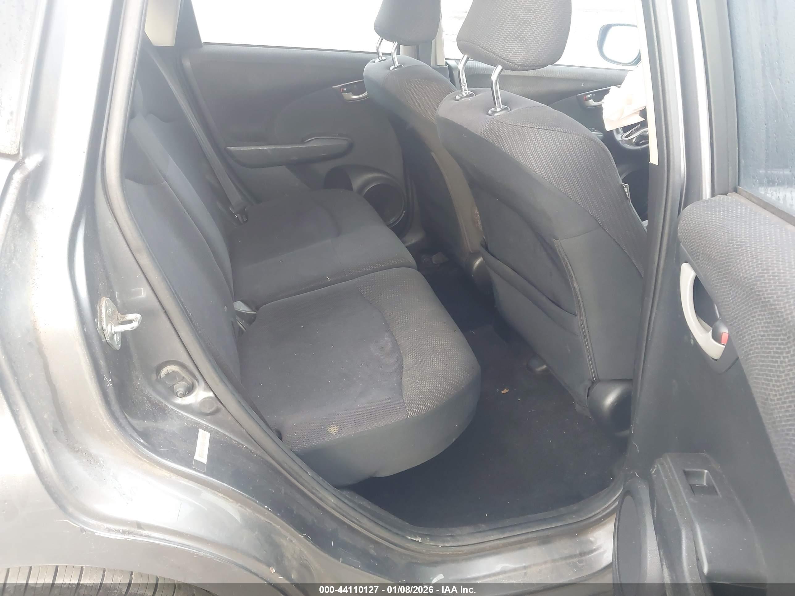 HONDA FIT image 8