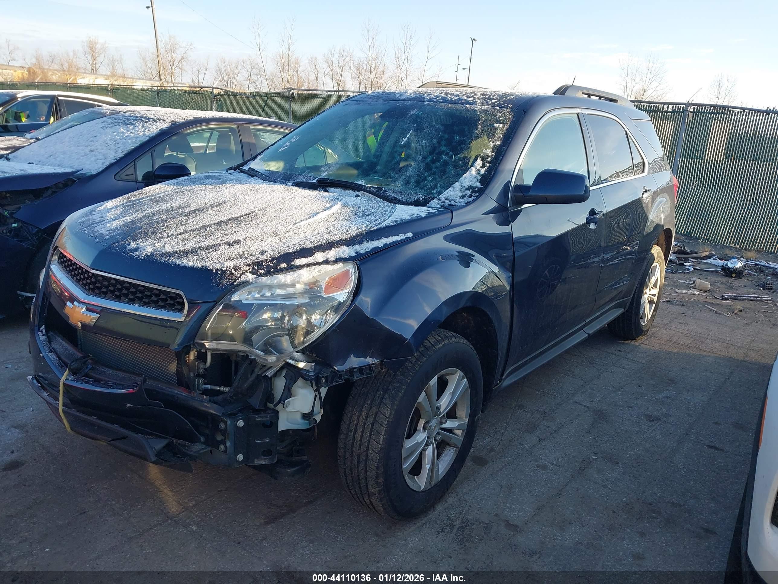 CHEVROLET EQUINOX image 2