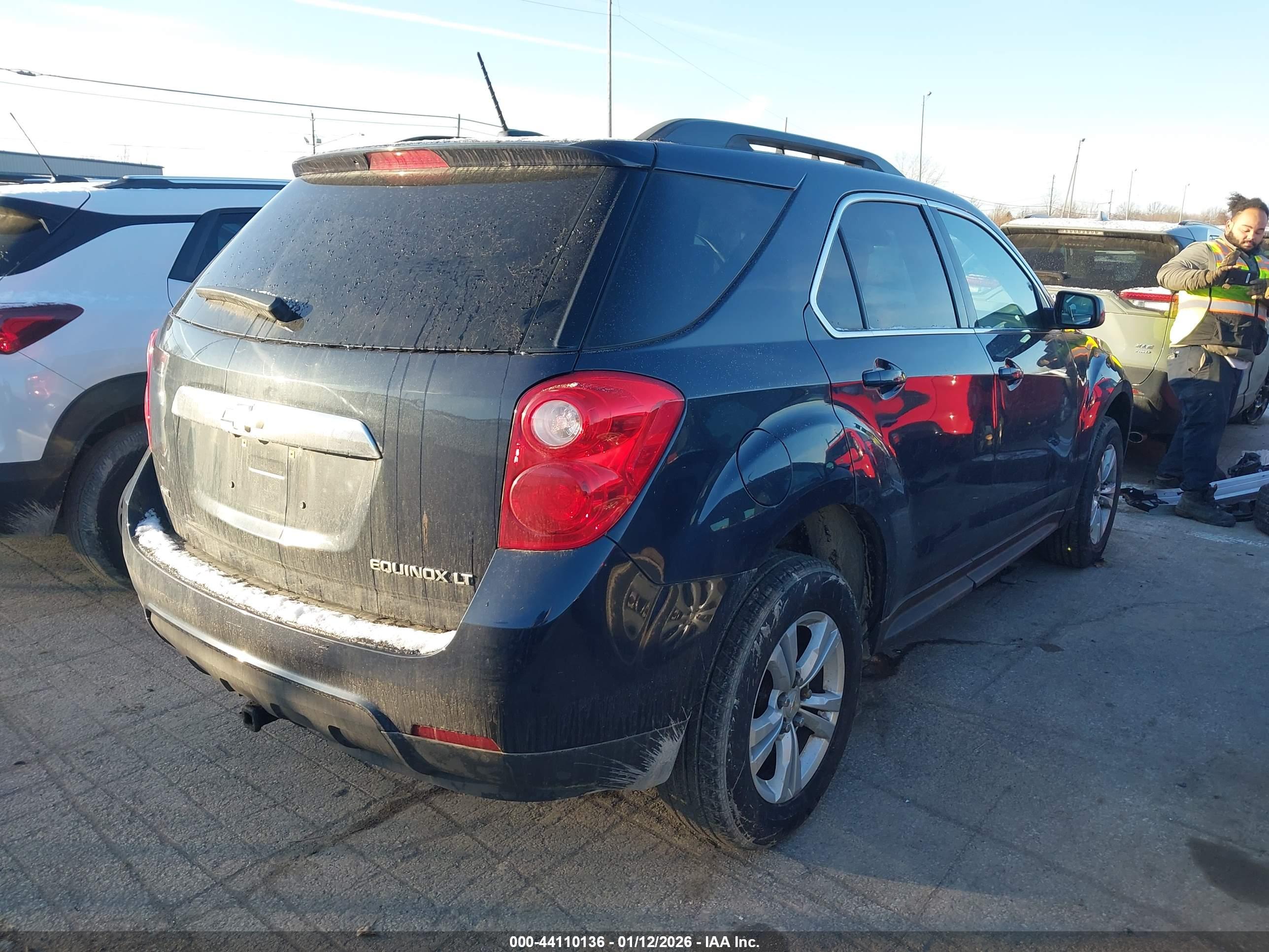 CHEVROLET EQUINOX image 4