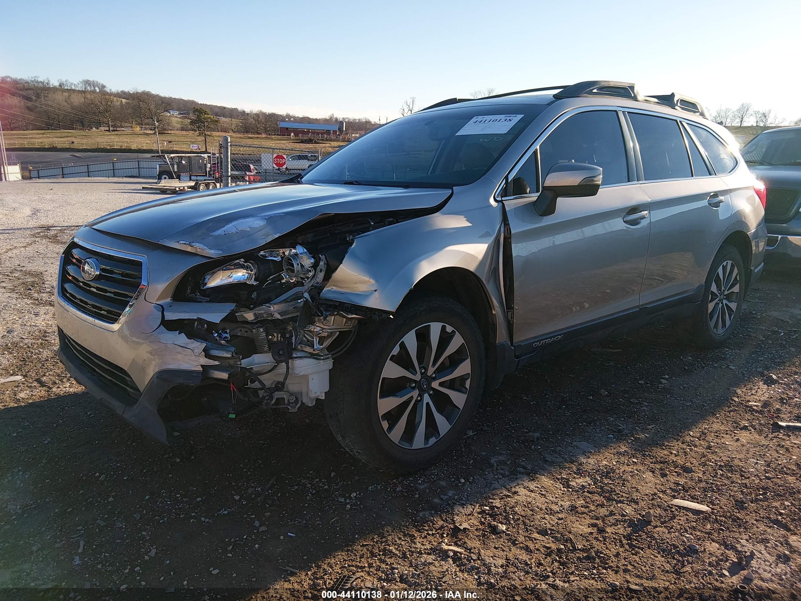 SUBARU OUTBACK image 2