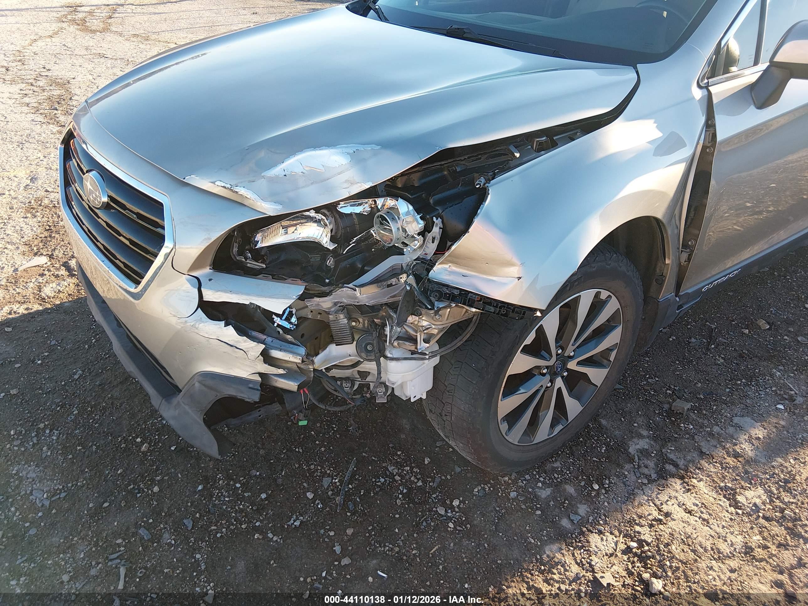 SUBARU OUTBACK image 6