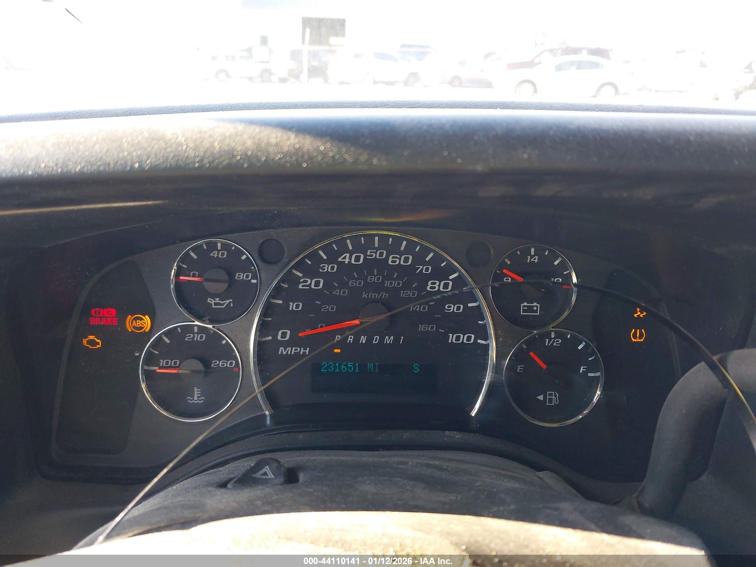 GMC SAVANA image 7