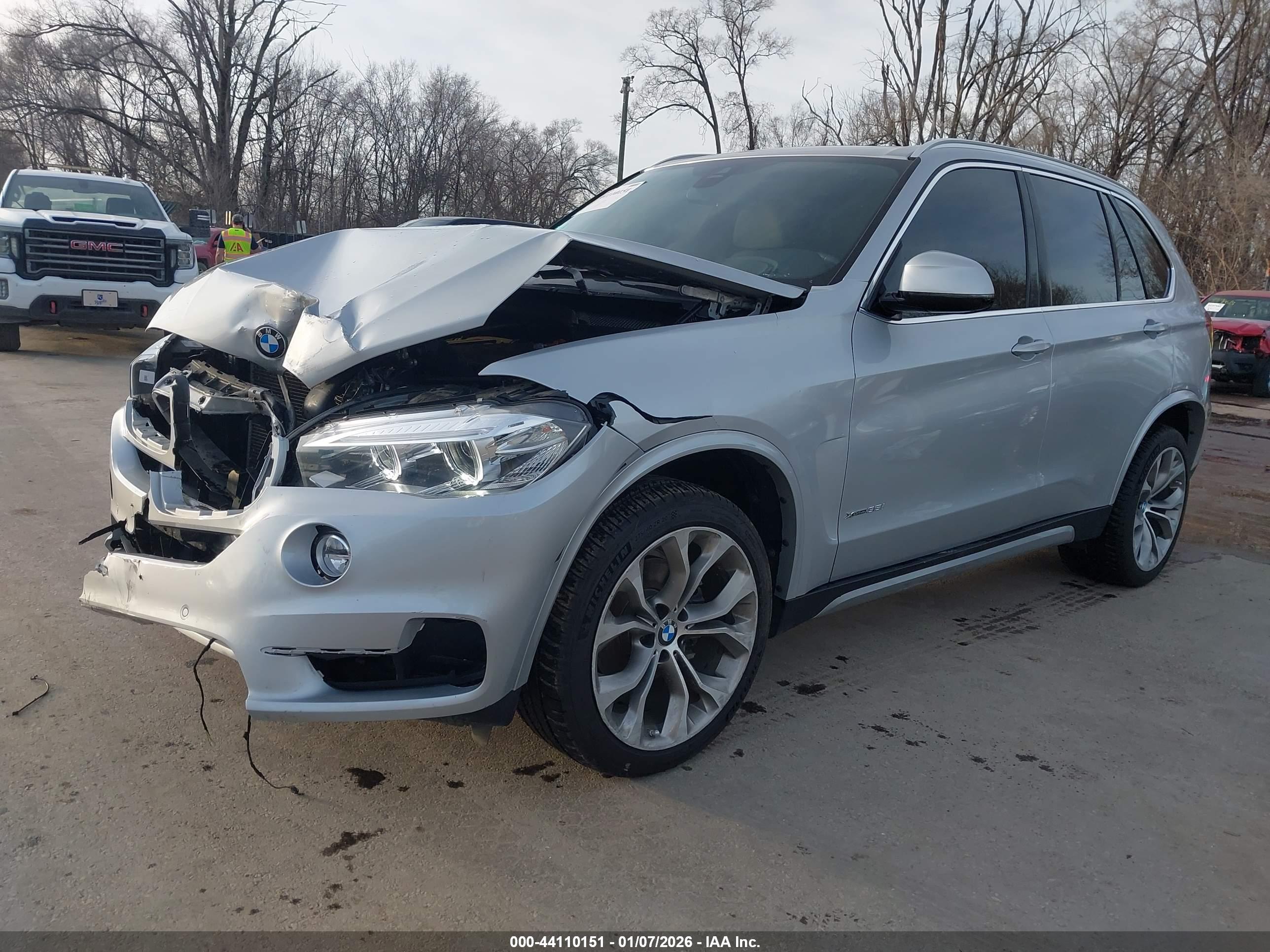 BMW X5 image 2