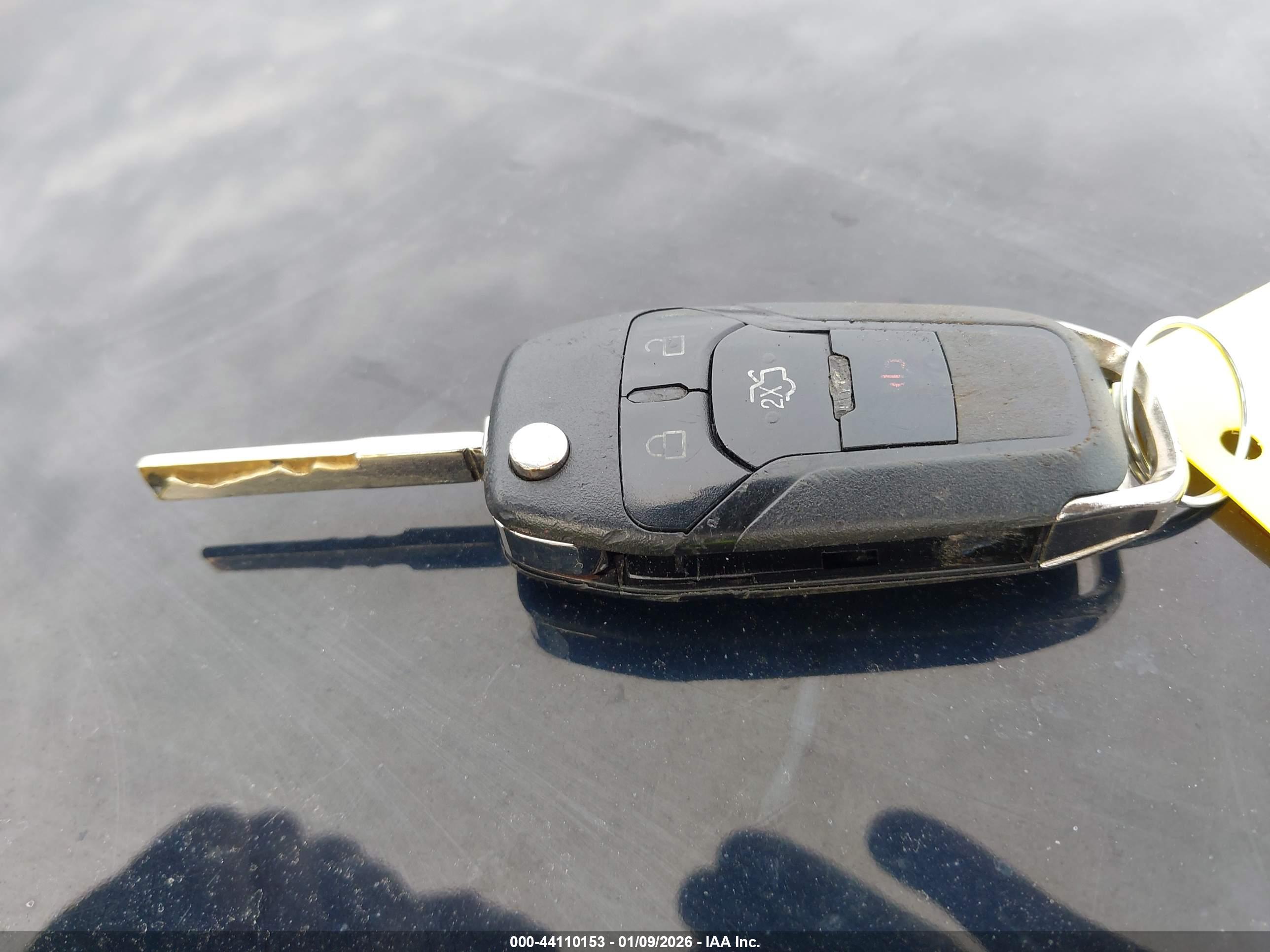 FORD FUSION image 11