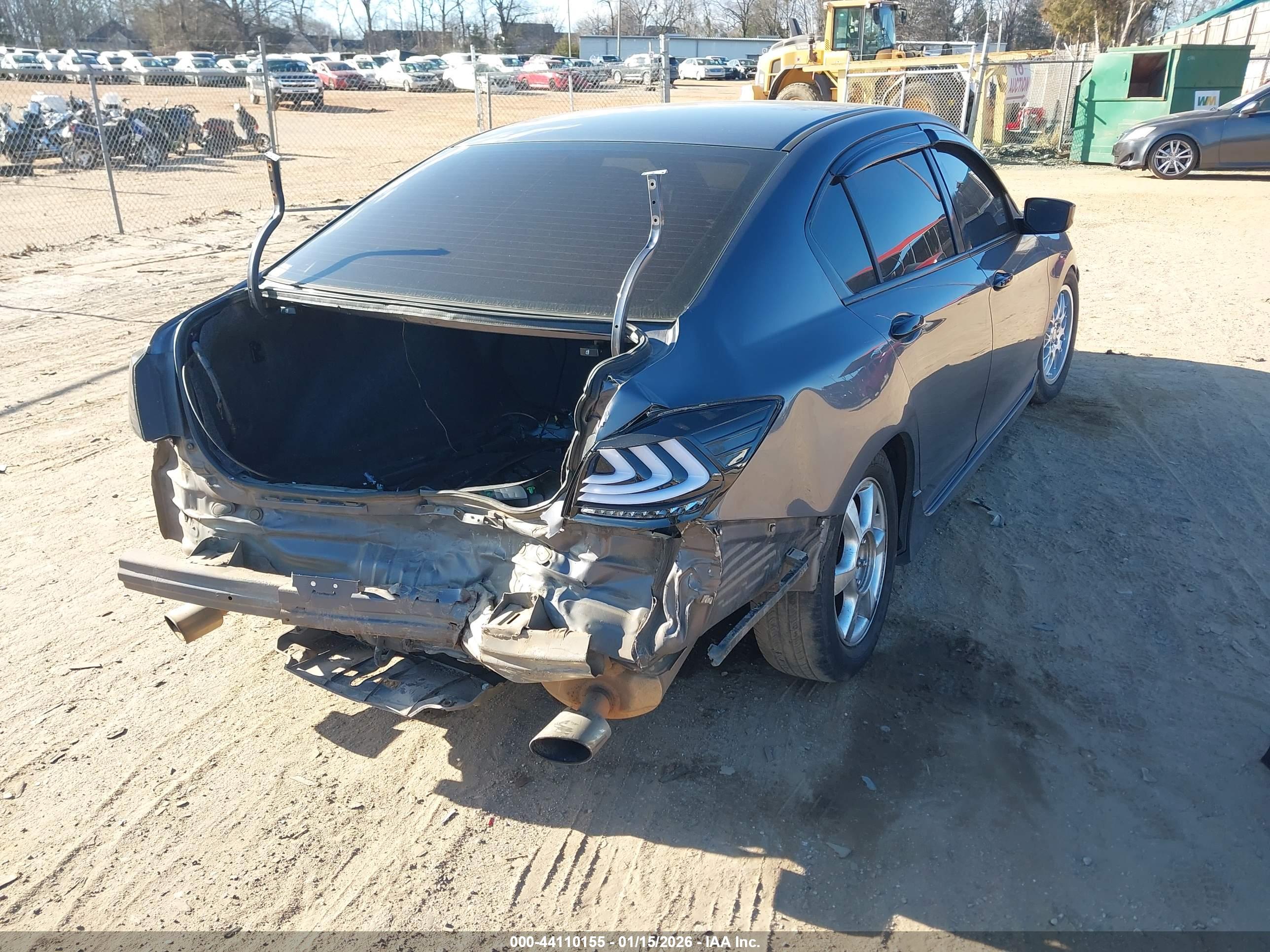 HONDA ACCORD image 4