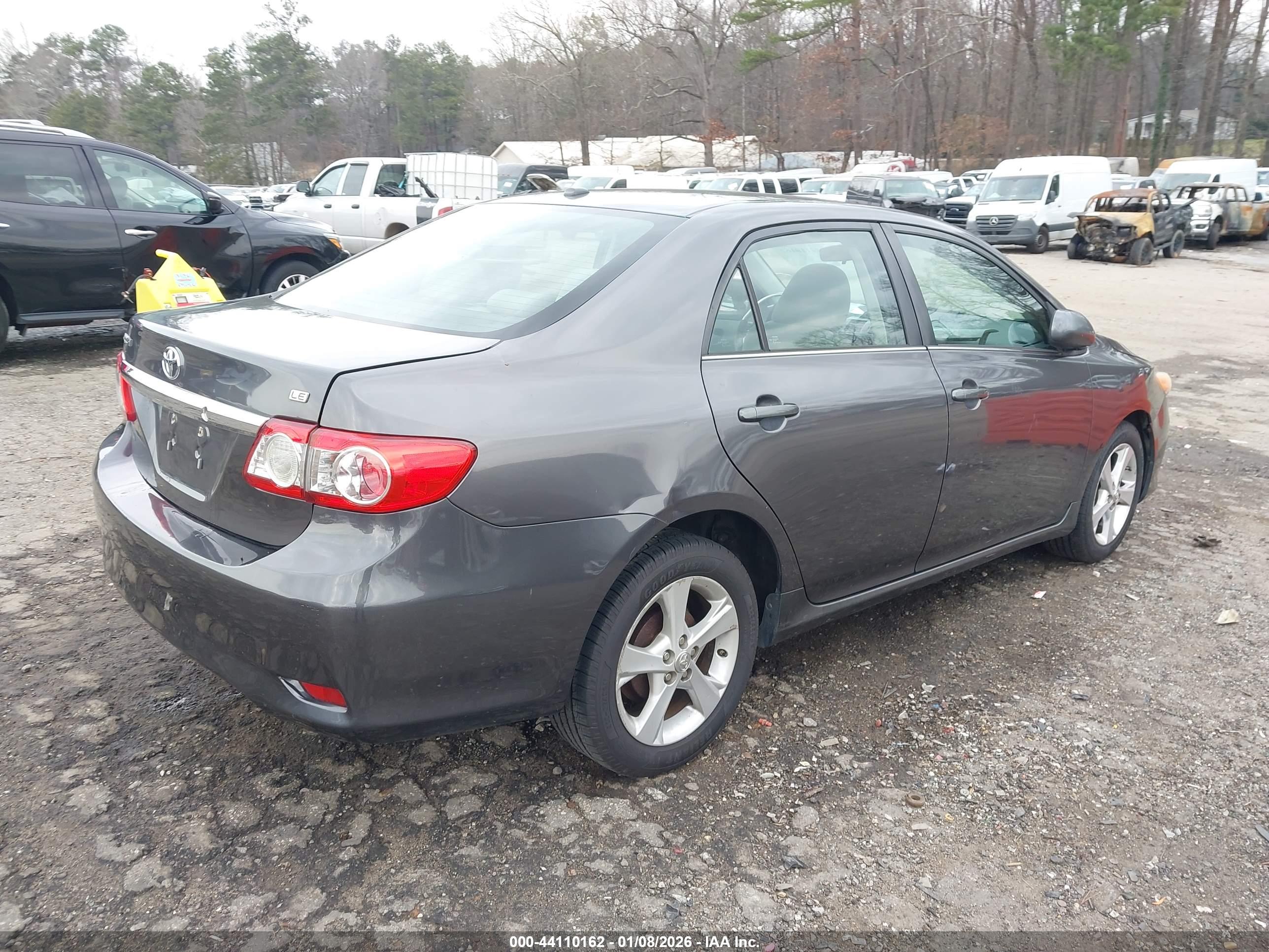 TOYOTA COROLLA image 4