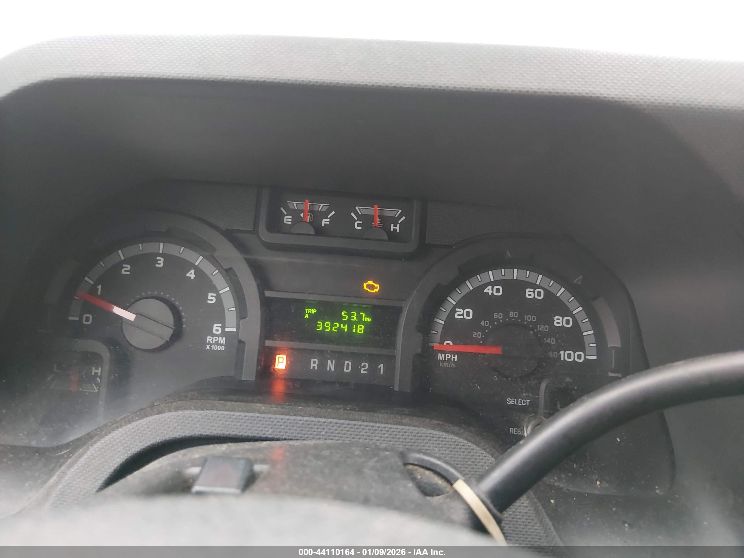 FORD E-150 image 7
