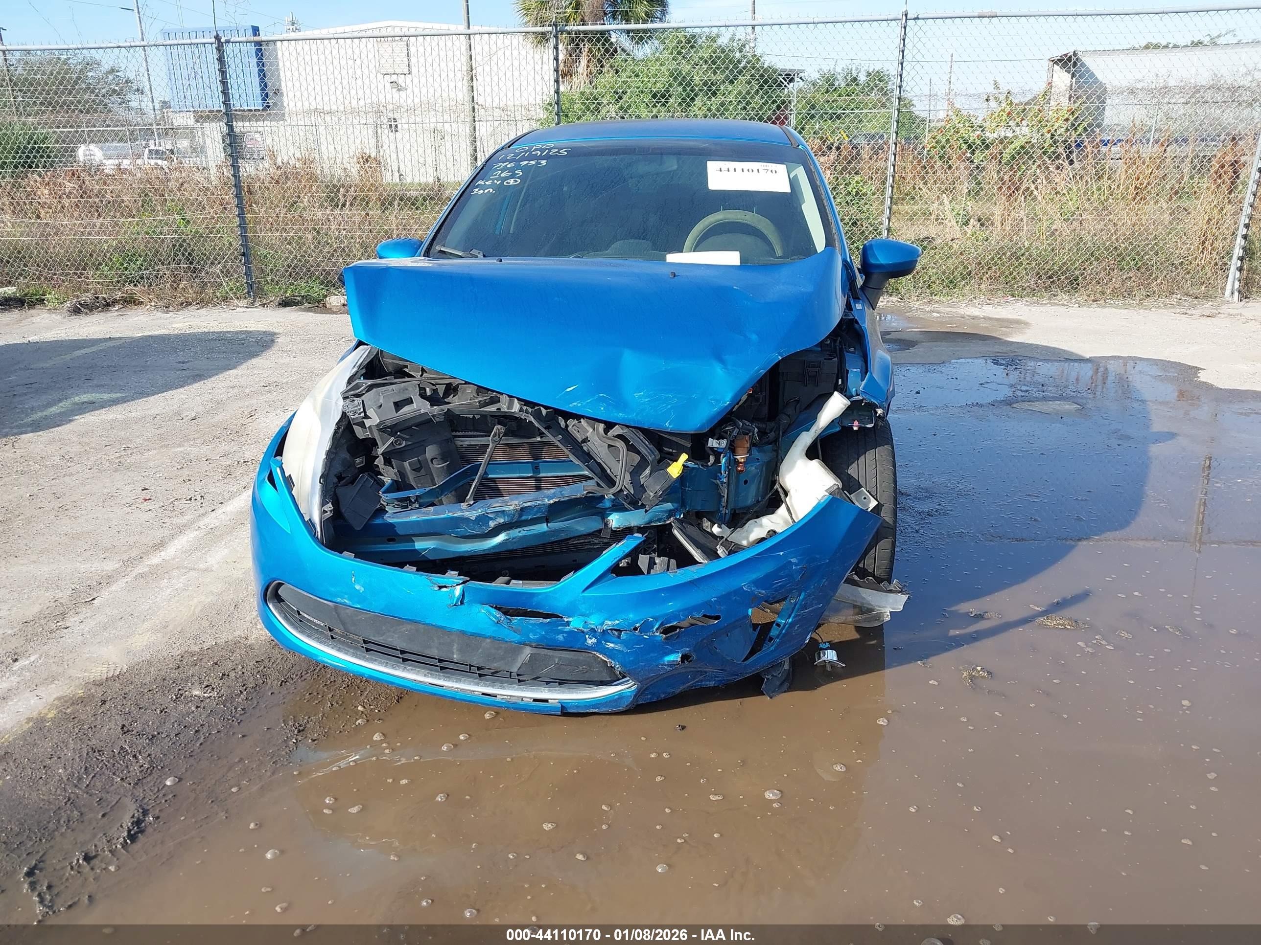 FORD FIESTA image 6