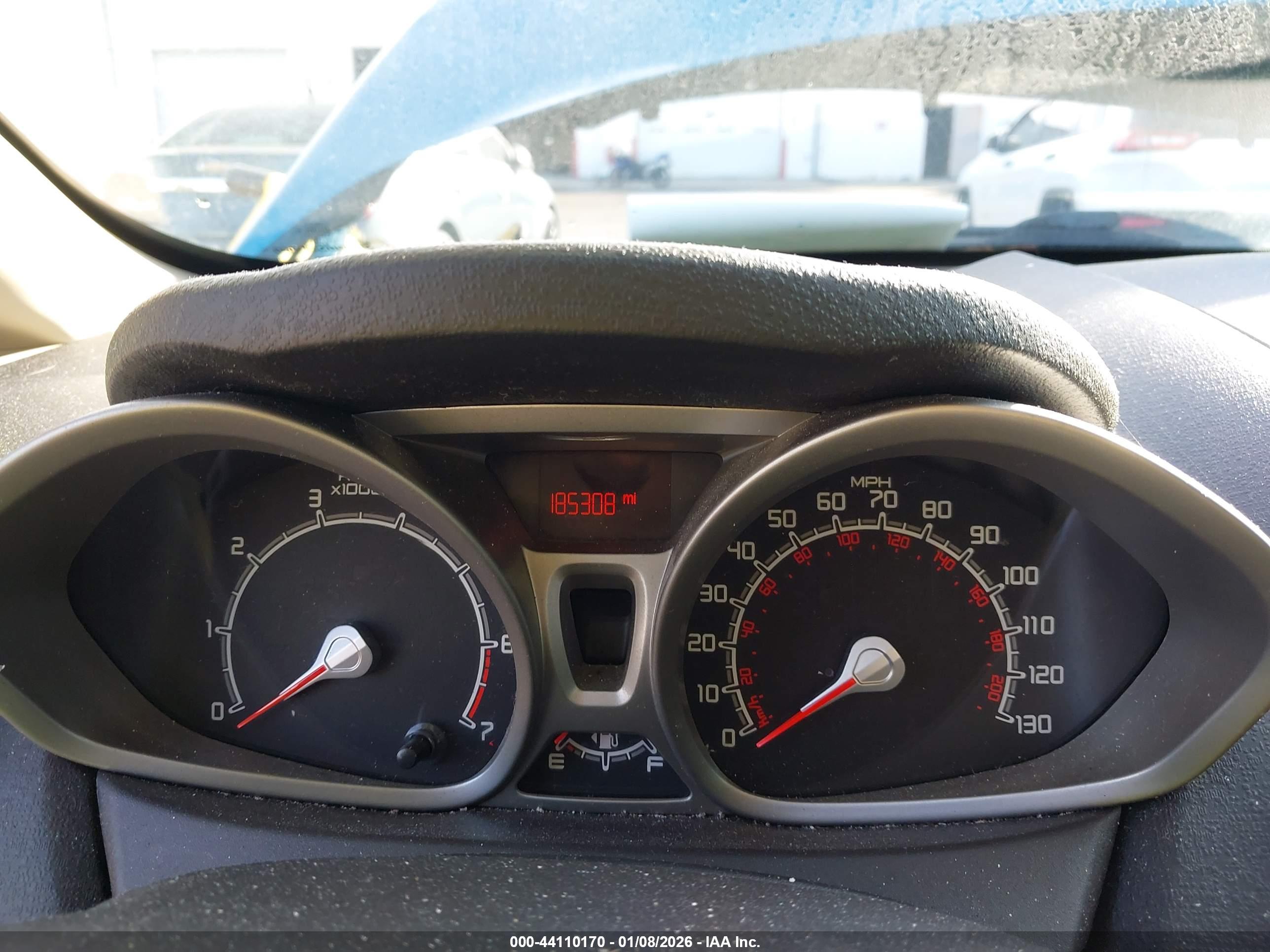 FORD FIESTA image 7