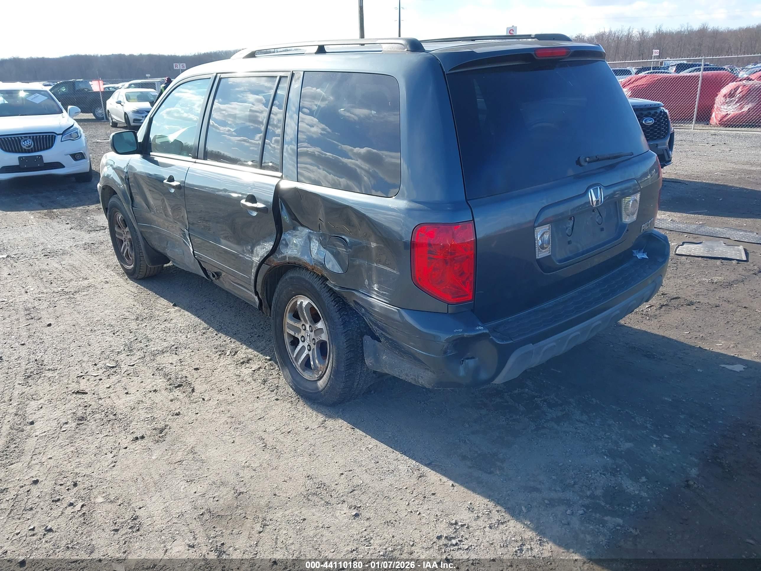 HONDA PILOT image 3