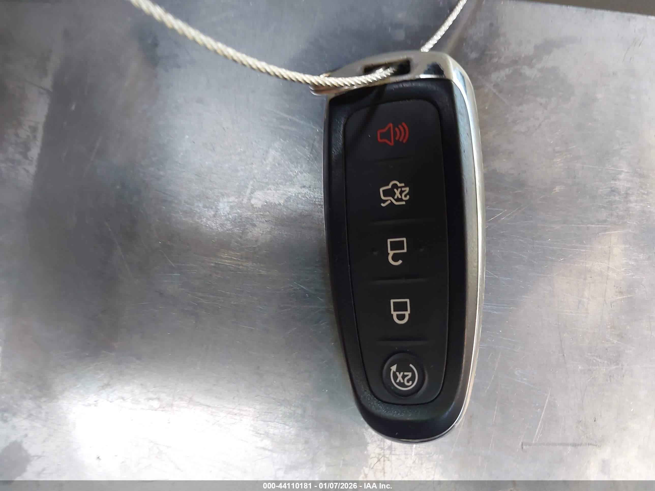 FORD ESCAPE image 11