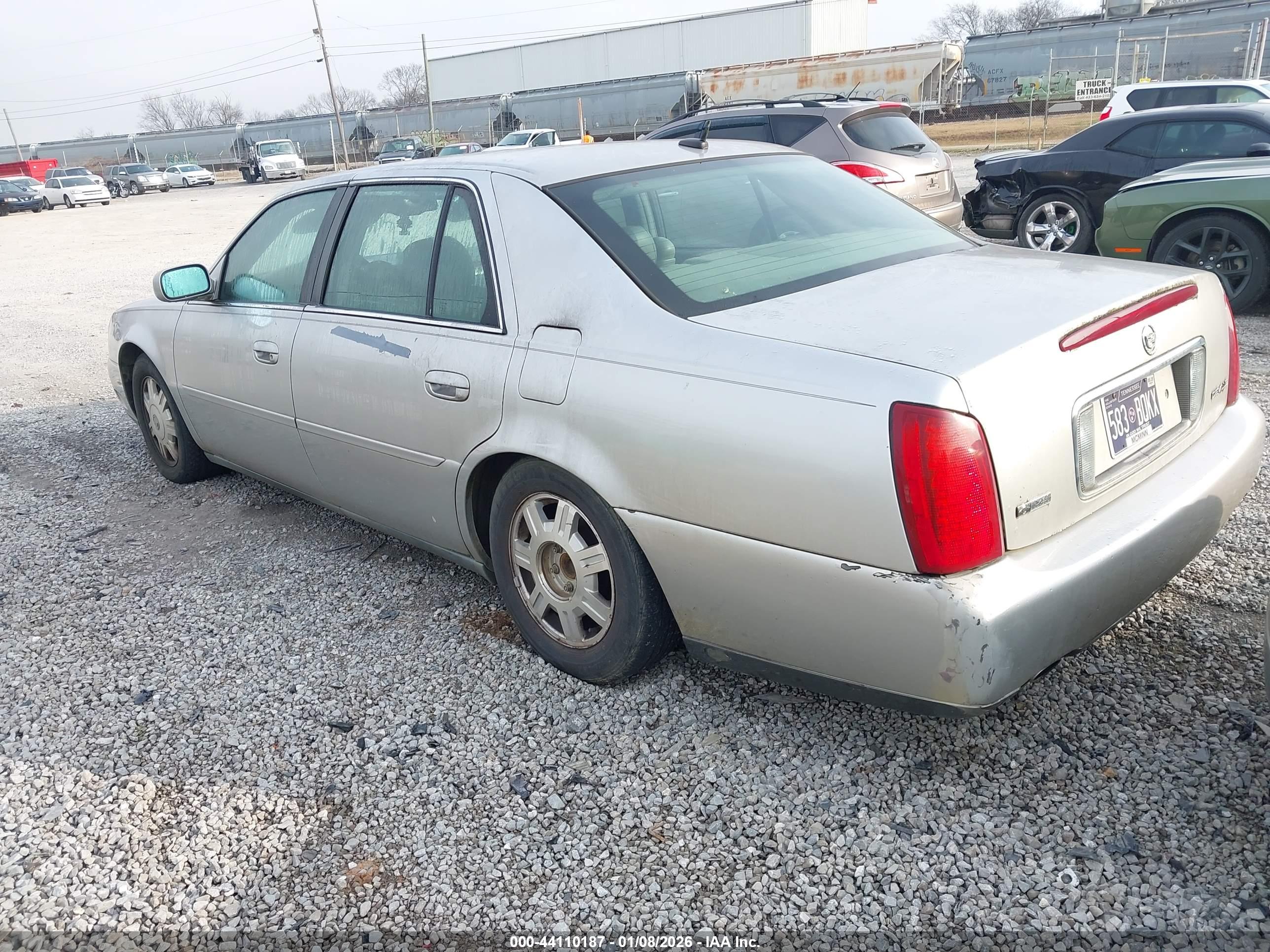 CADILLAC DEVILLE image 3