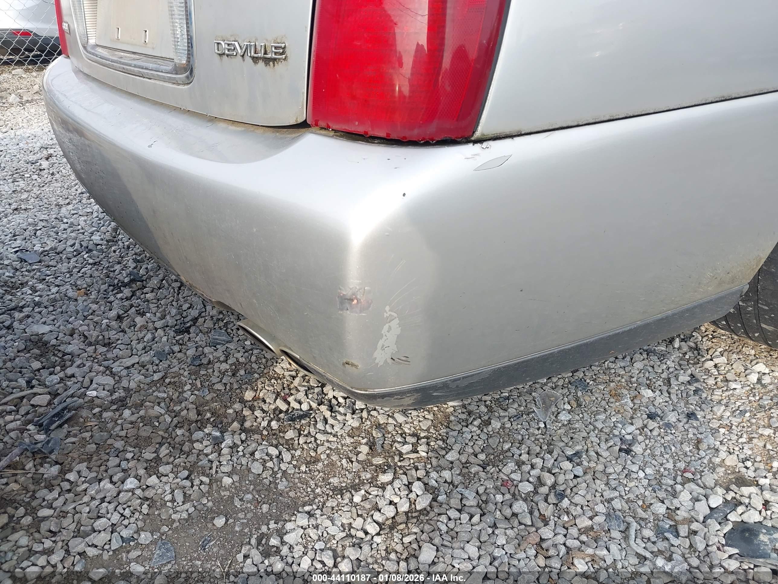 CADILLAC DEVILLE image 6