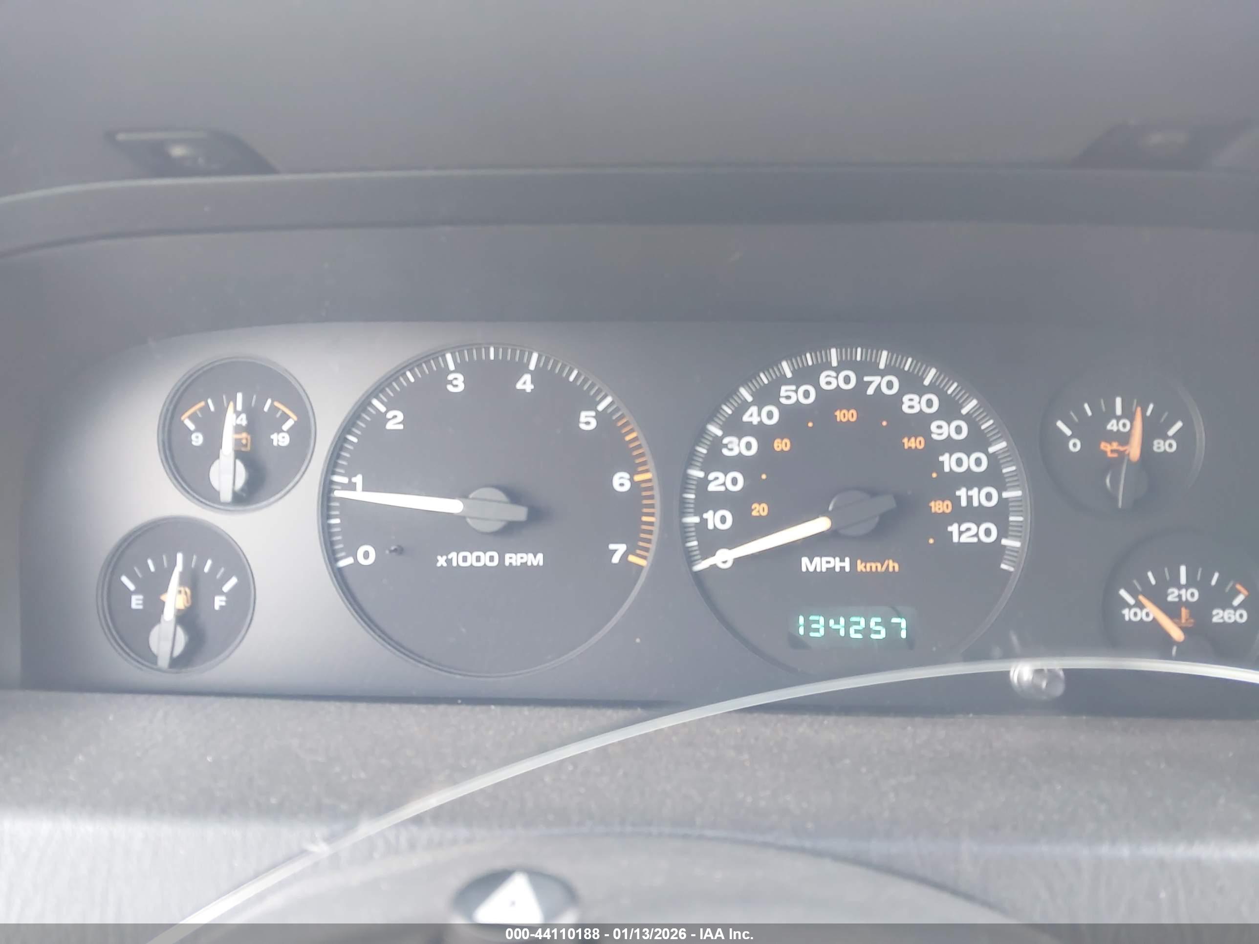 JEEP GRAND image 7