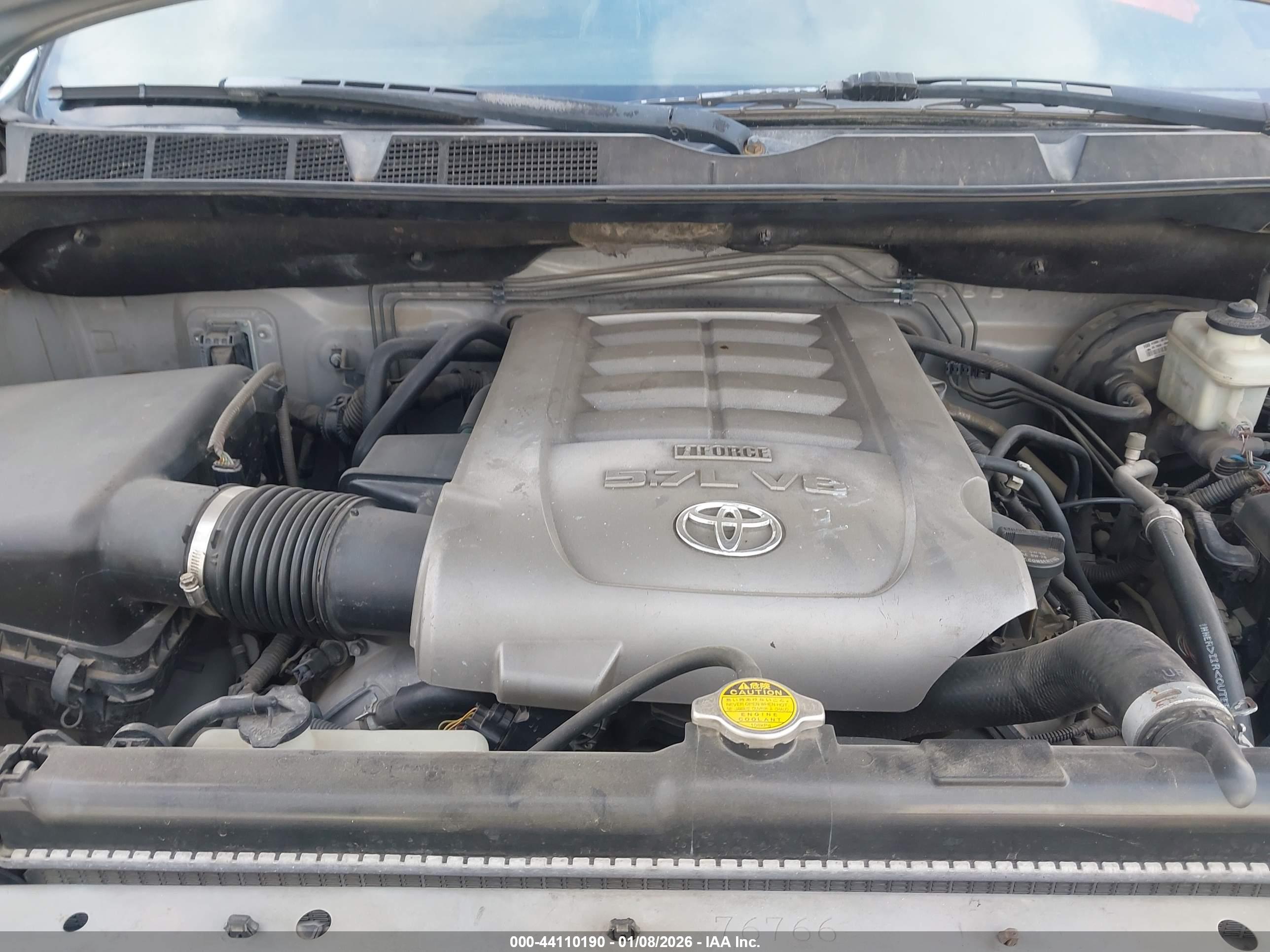 TOYOTA TUNDRA image 10