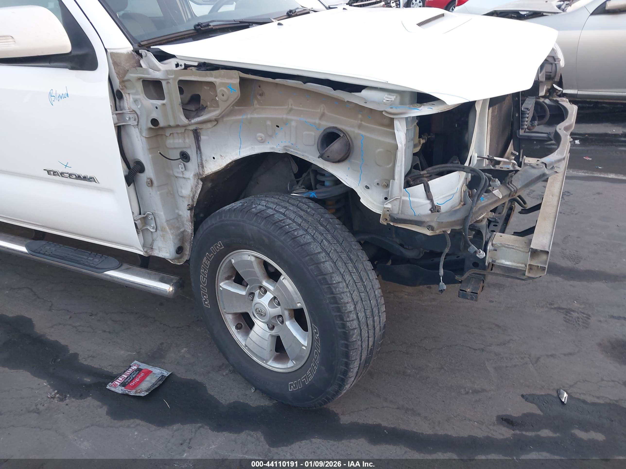 TOYOTA TACOMA image 6