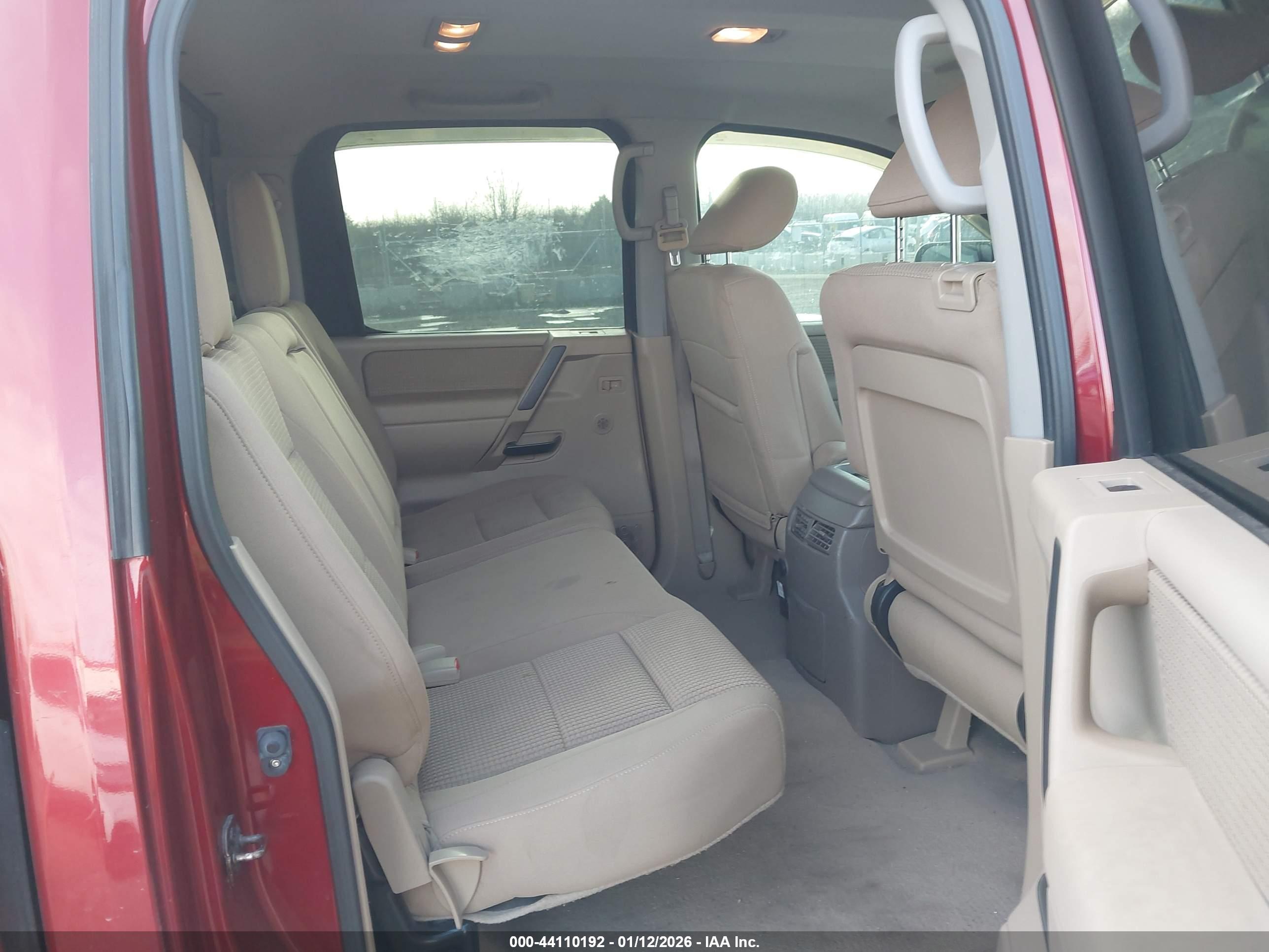 NISSAN TITAN image 8