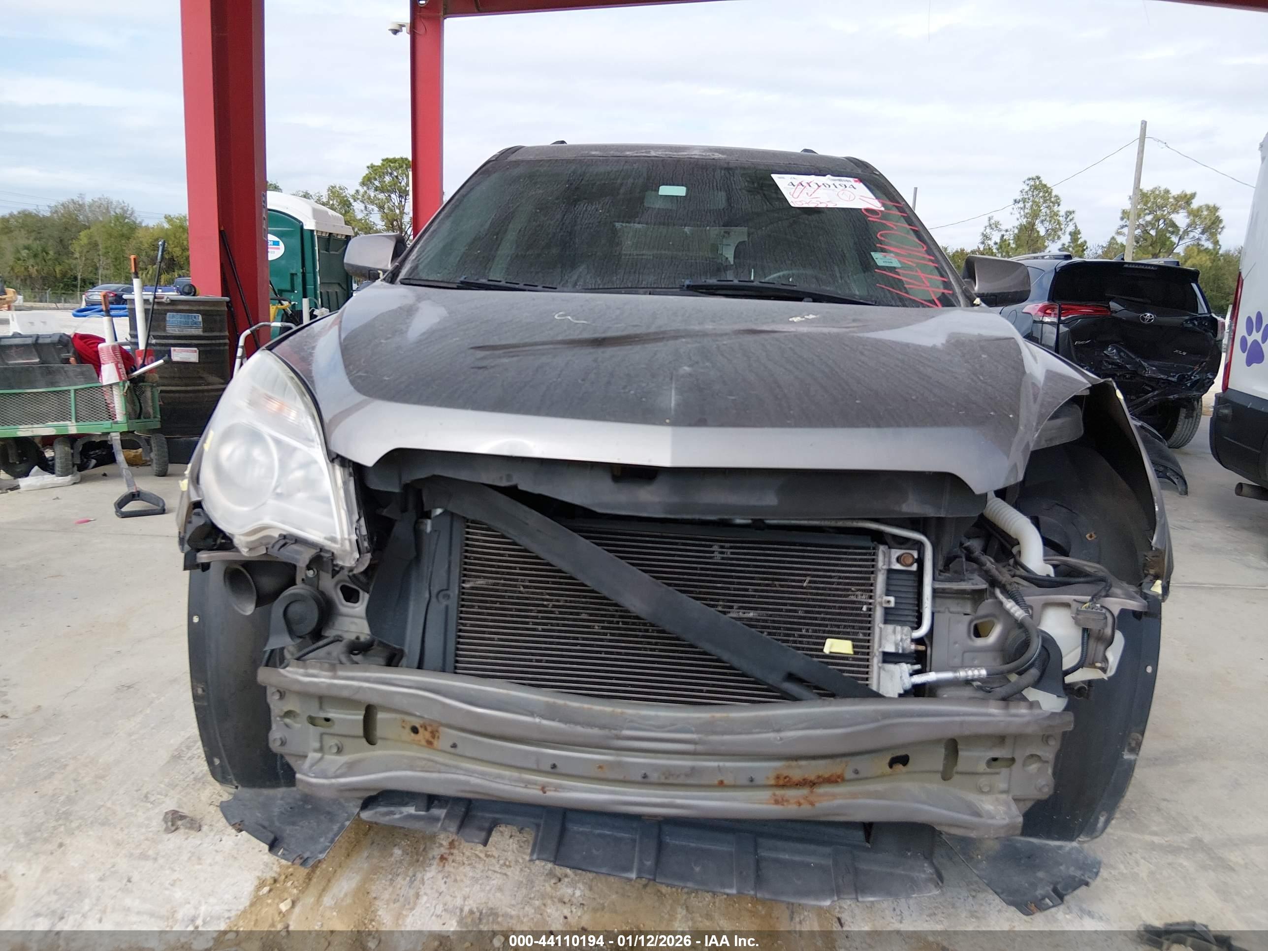 CHEVROLET EQUINOX image 6