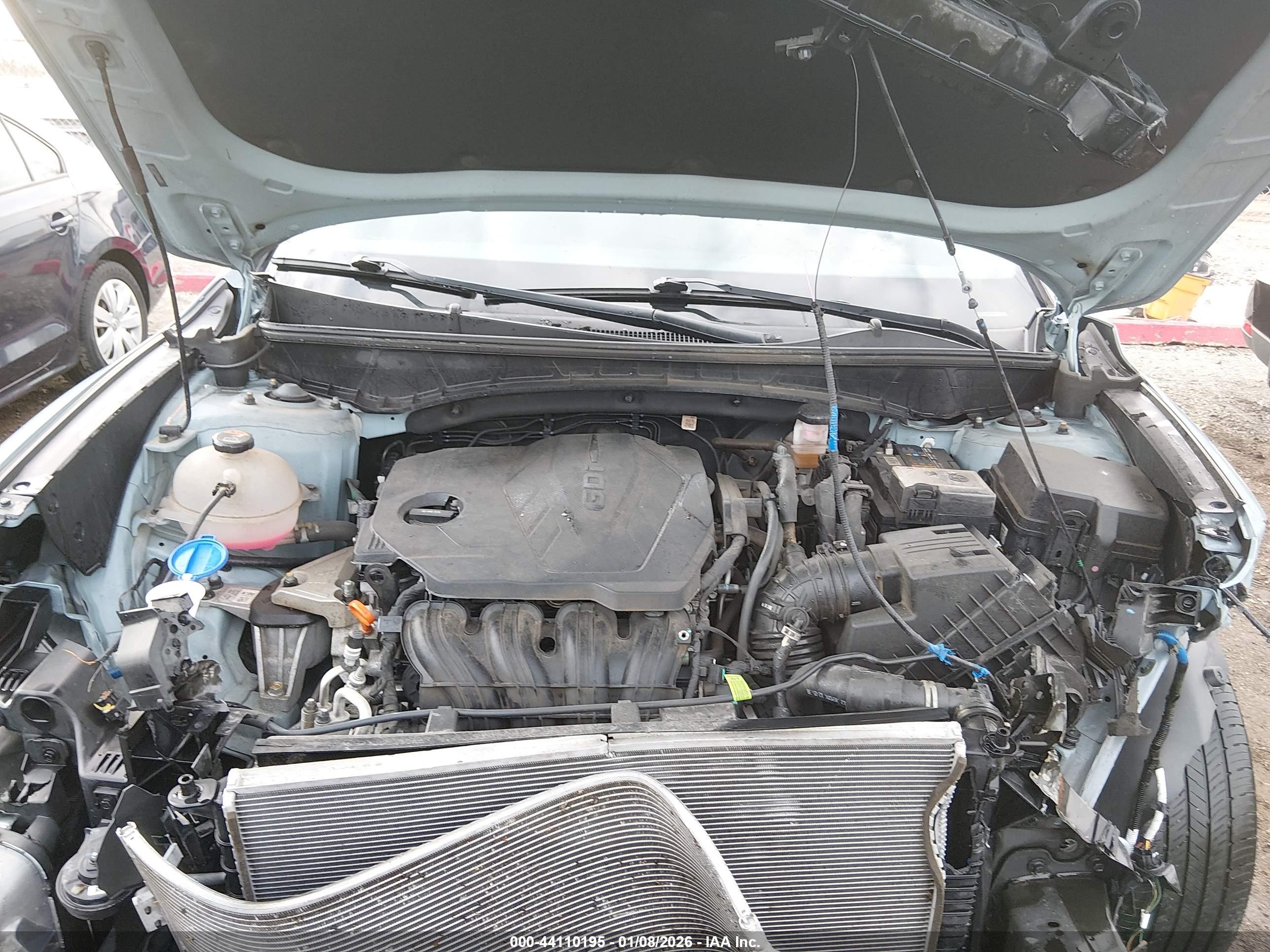 HYUNDAI SANTA image 10
