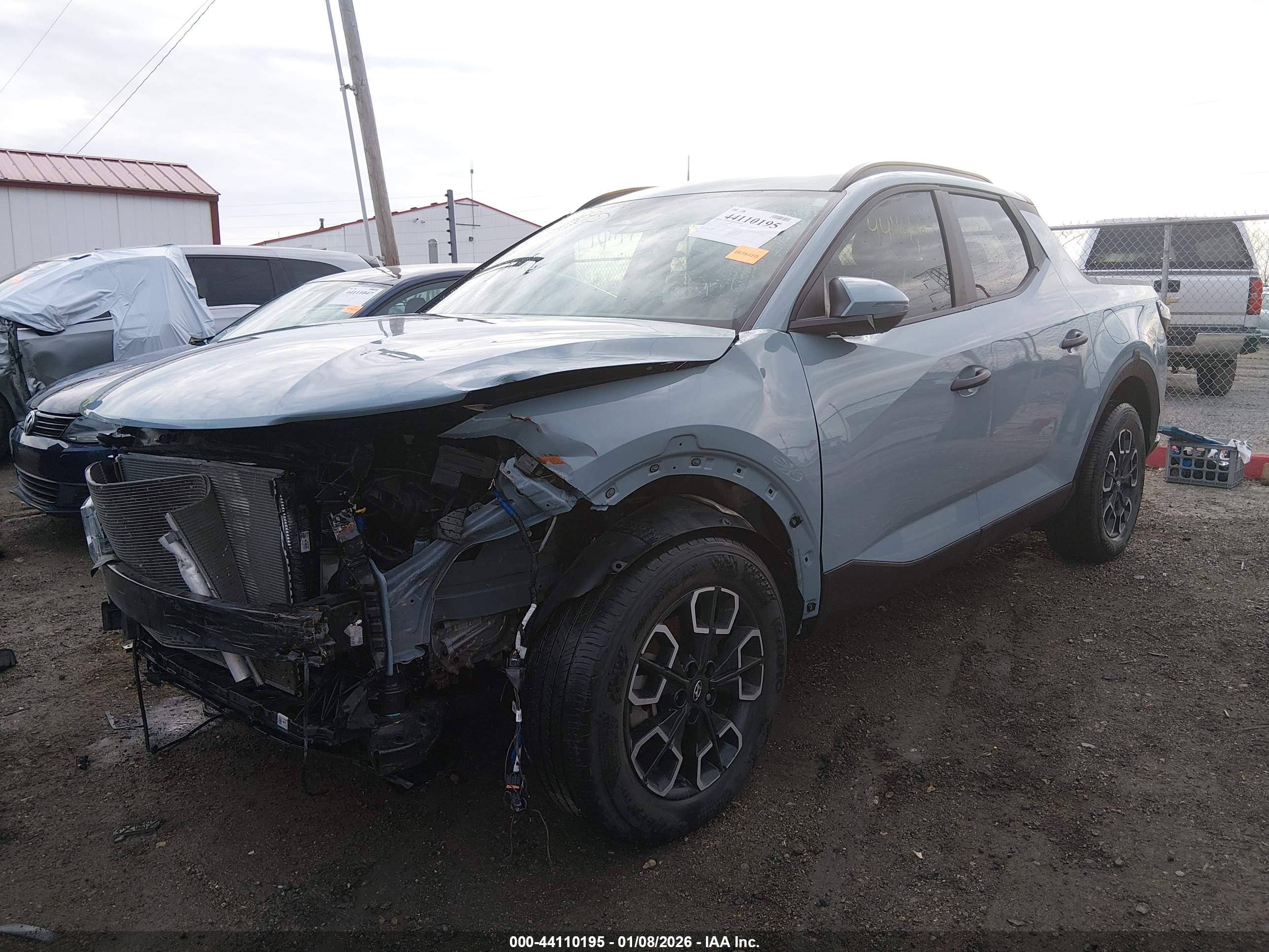 HYUNDAI SANTA image 2