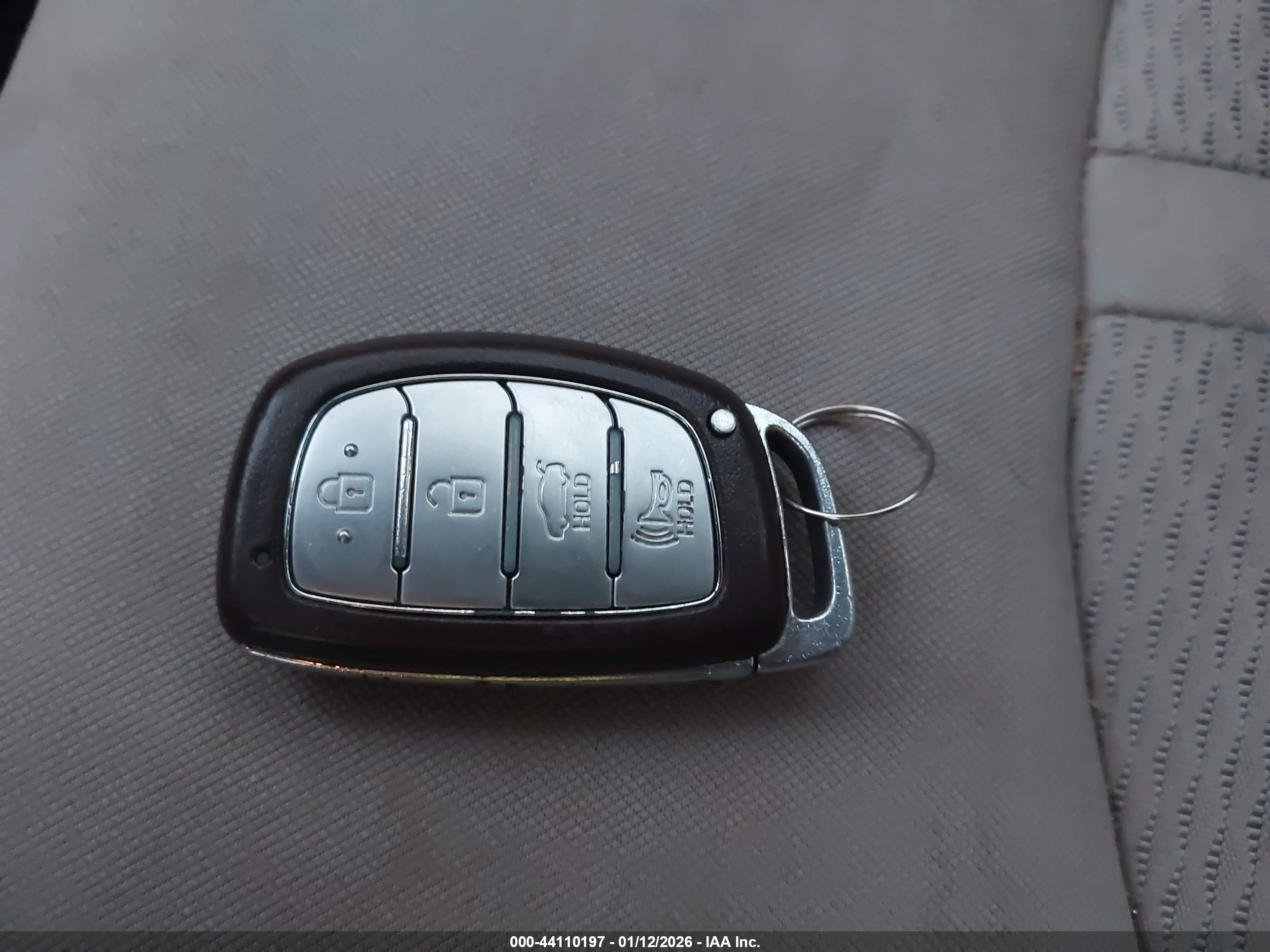HYUNDAI SONATA image 11