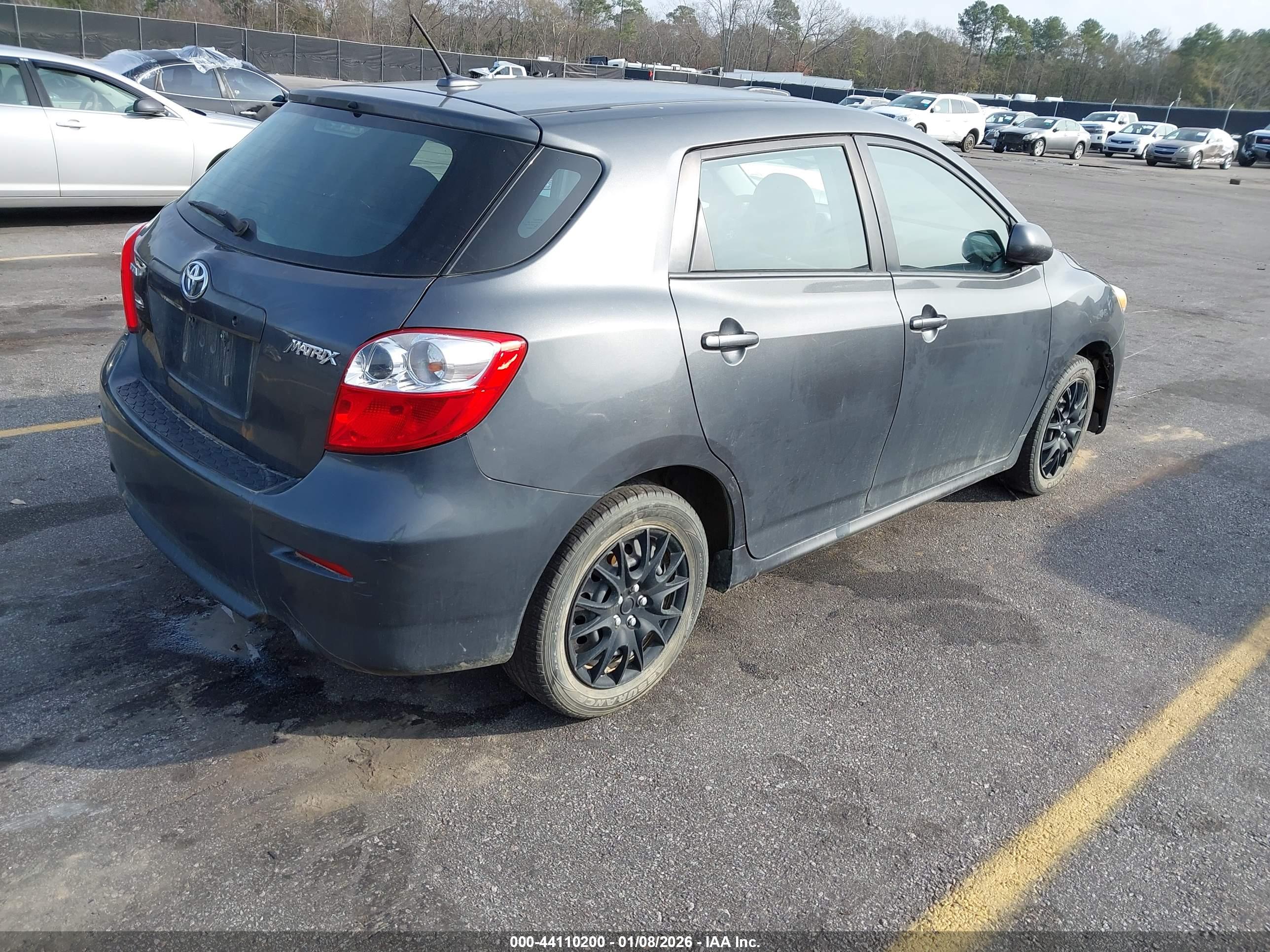 TOYOTA MATRIX image 4