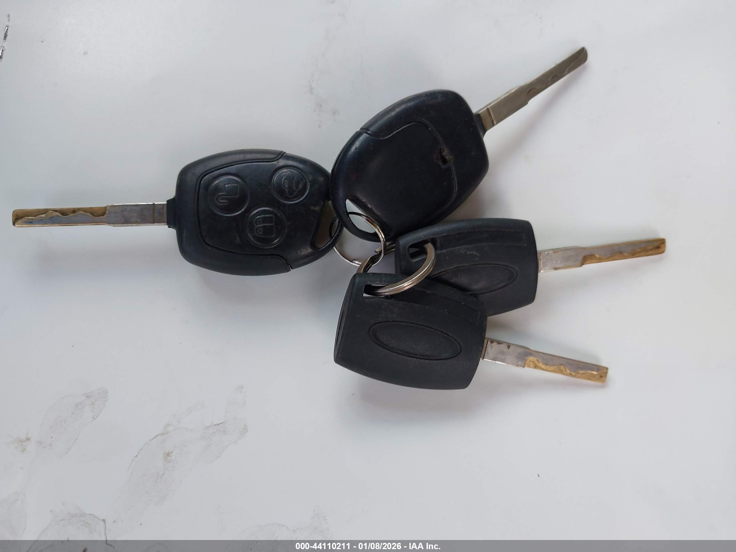 FORD FIESTA image 11
