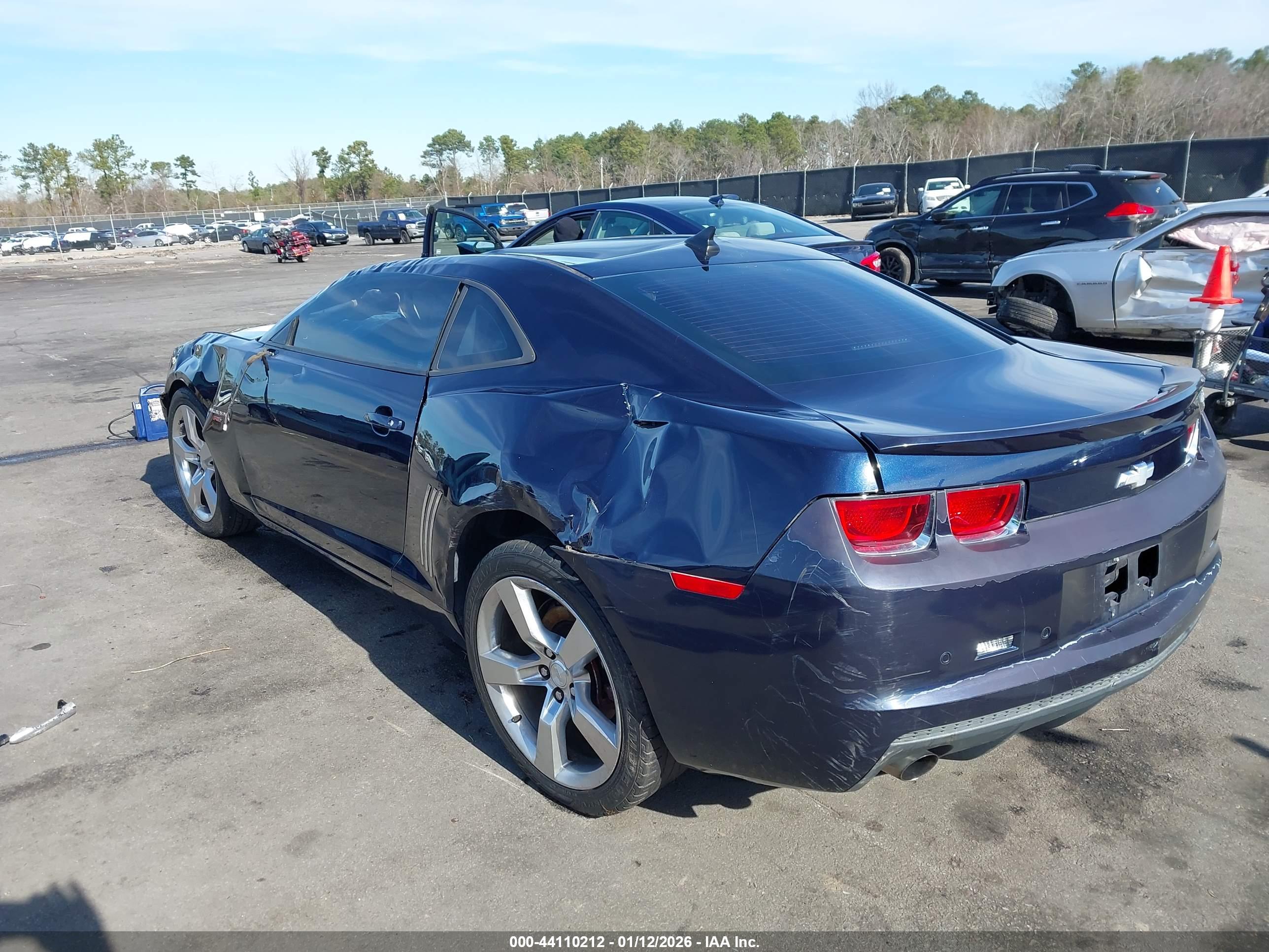 CHEVROLET CAMARO image 3