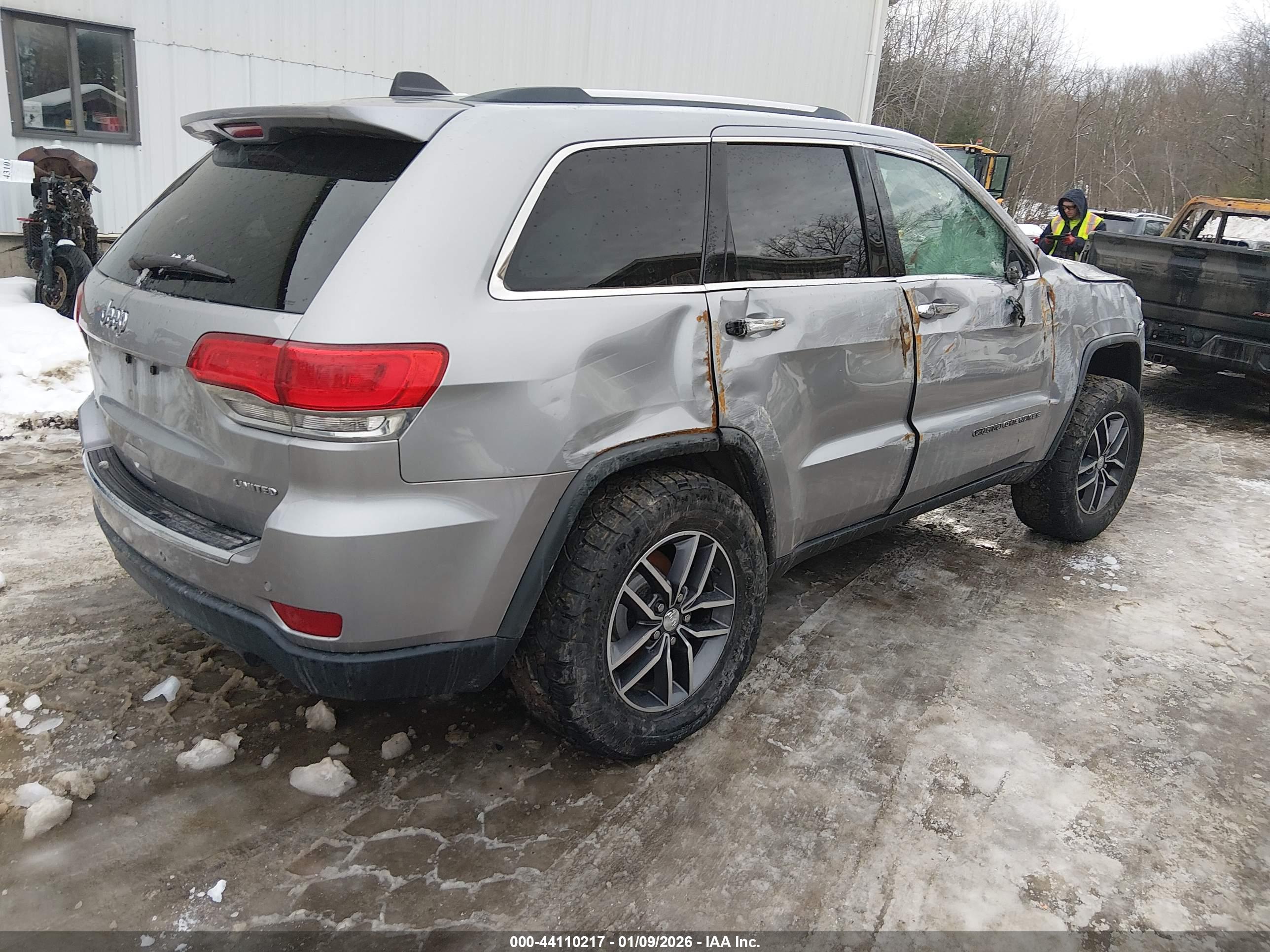 JEEP GRAND image 4