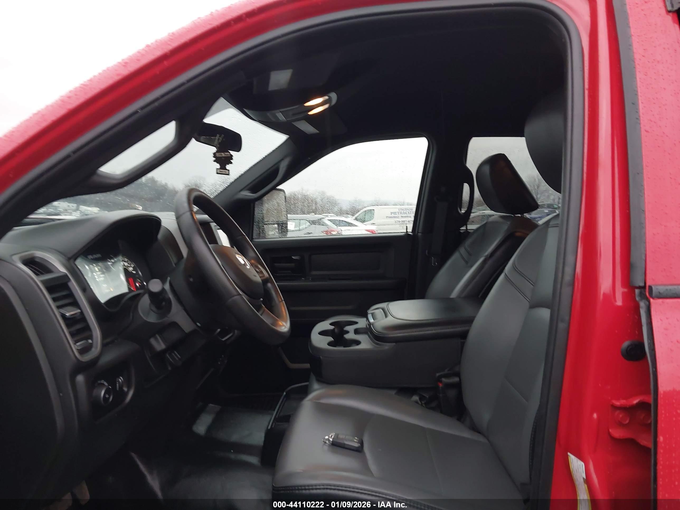 RAM 3500 image 7