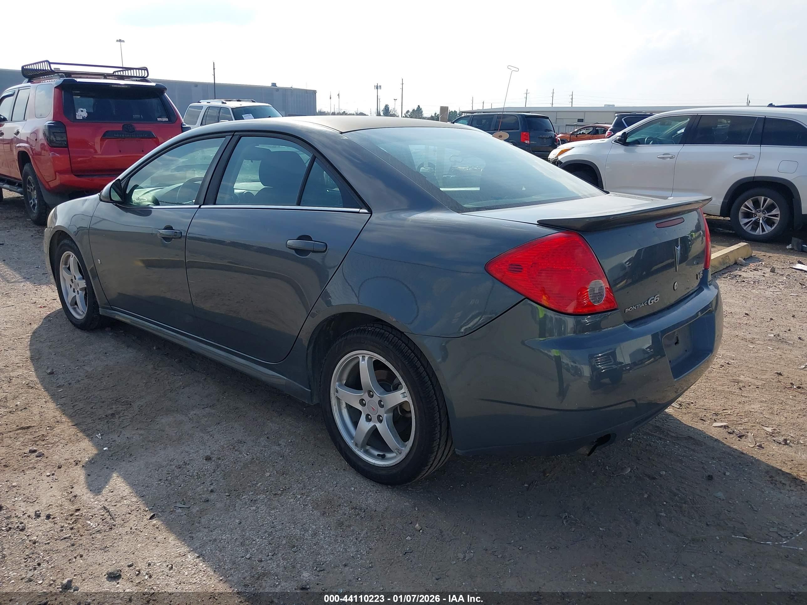 PONTIAC G6 image 3