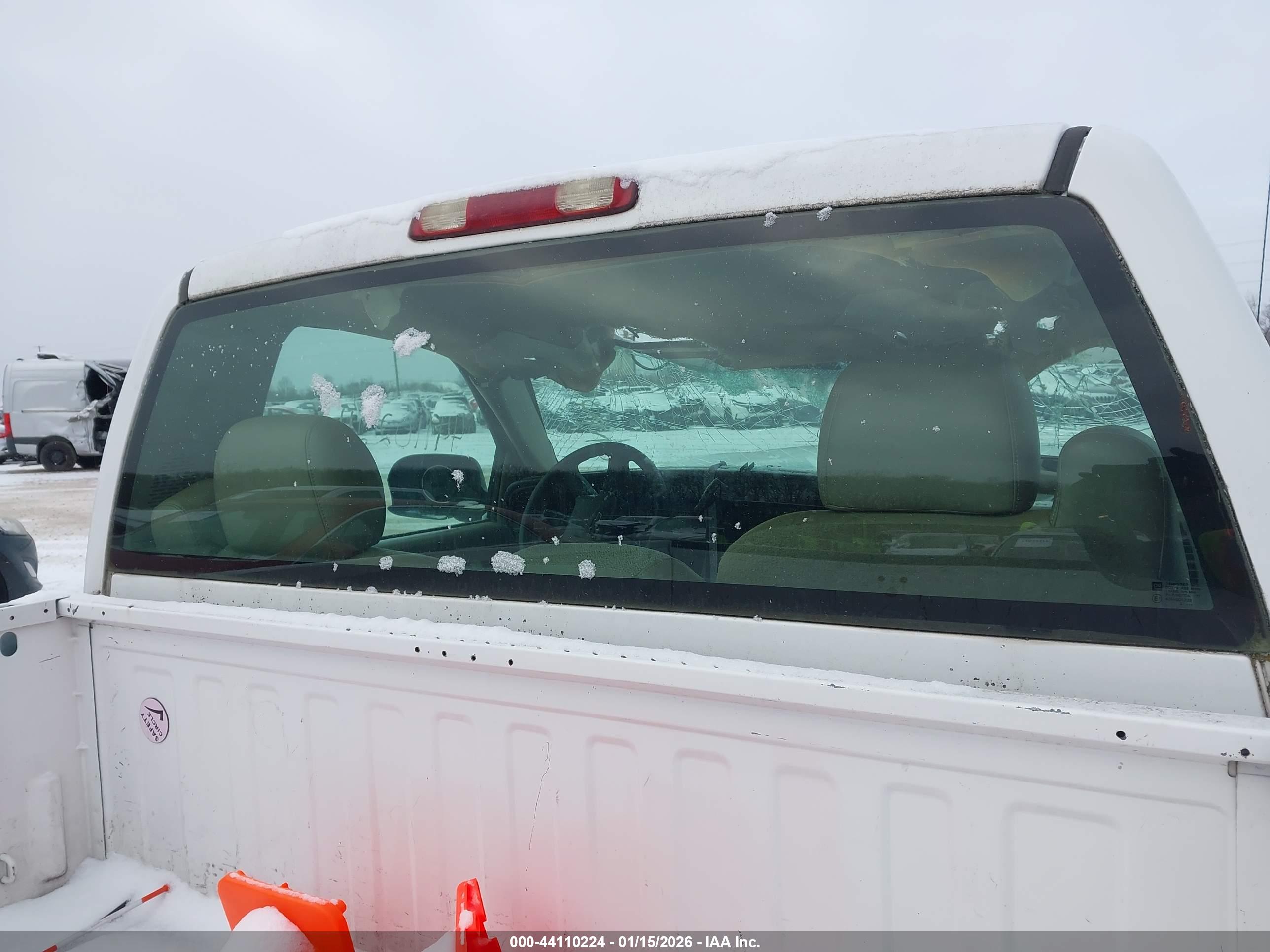 CHEVROLET SILVERADO image 8
