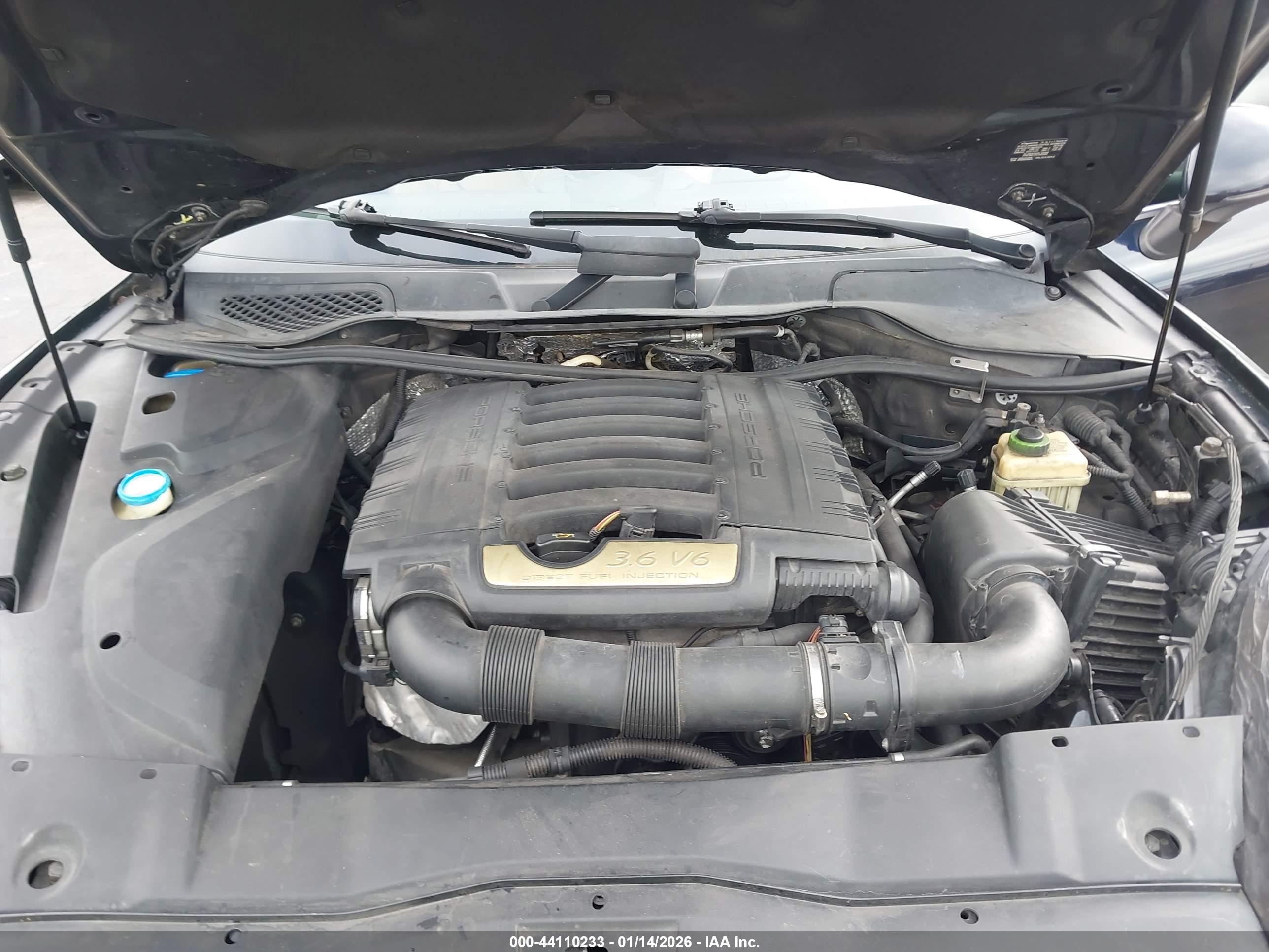PORSCHE CAYENNE image 10
