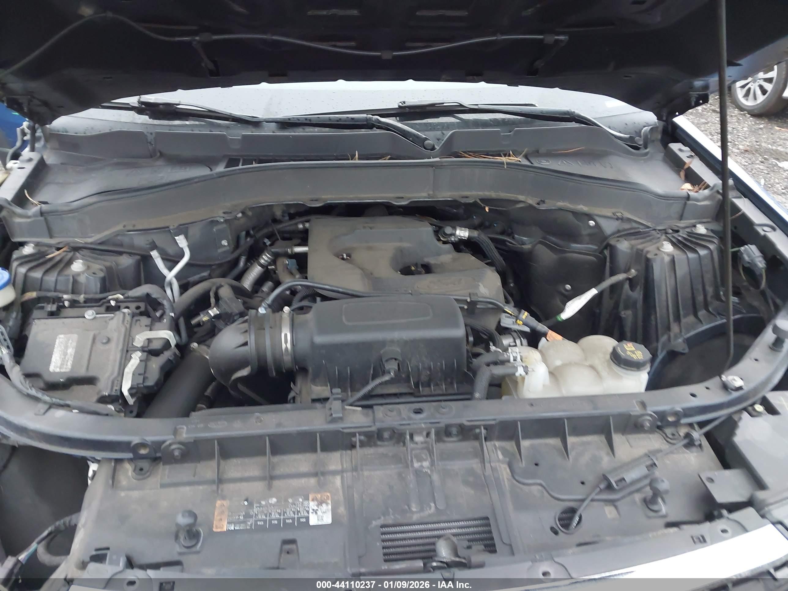 FORD EXPLORER image 10