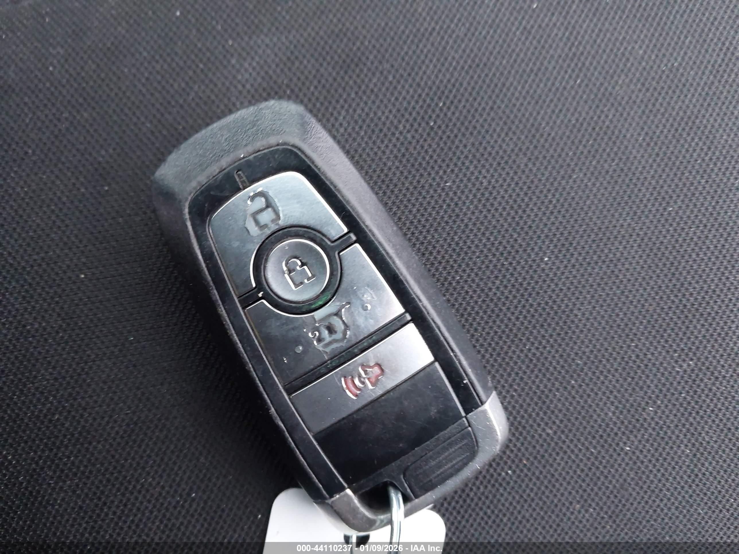 FORD EXPLORER image 11
