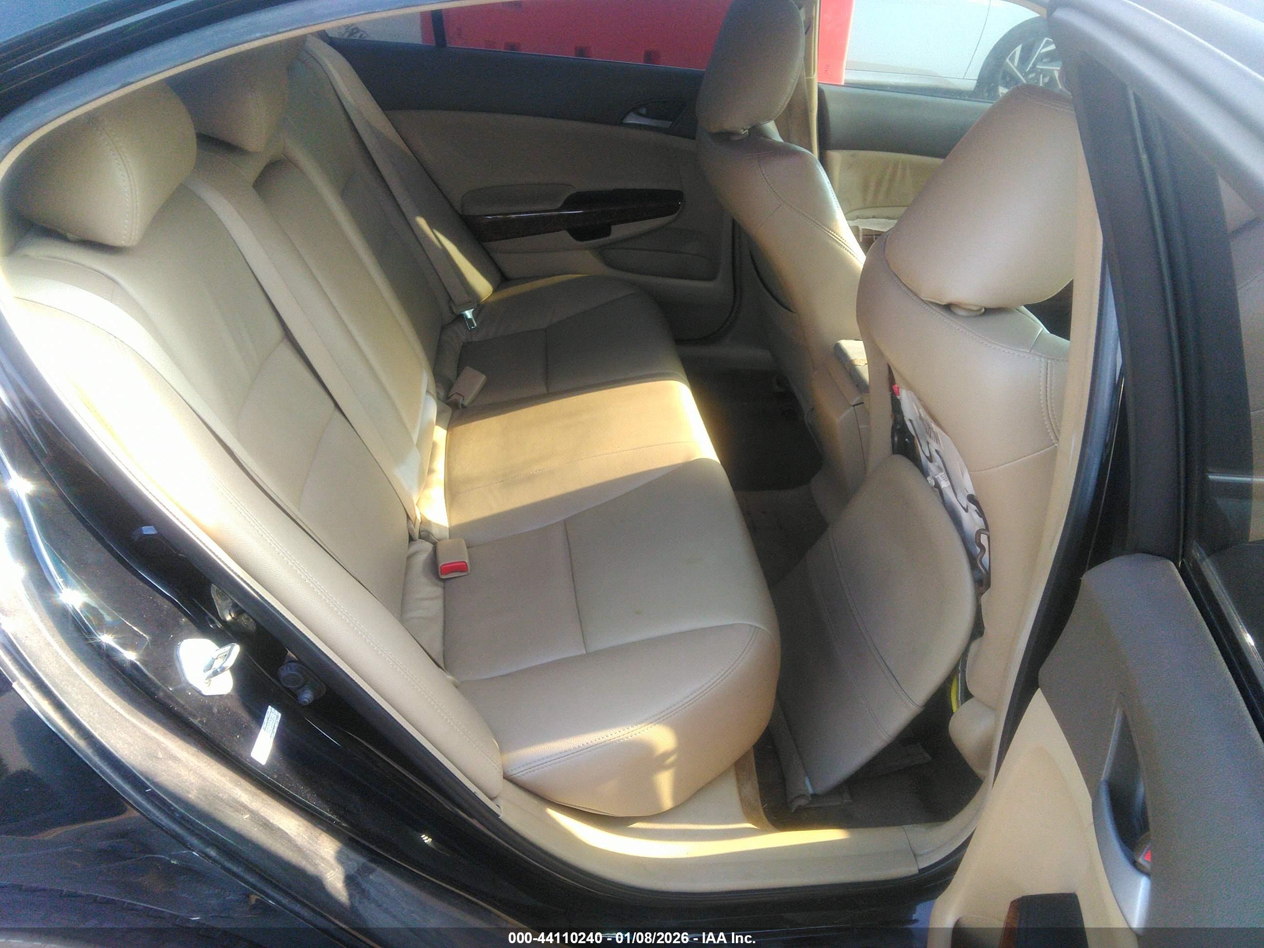 HONDA ACCORD image 8