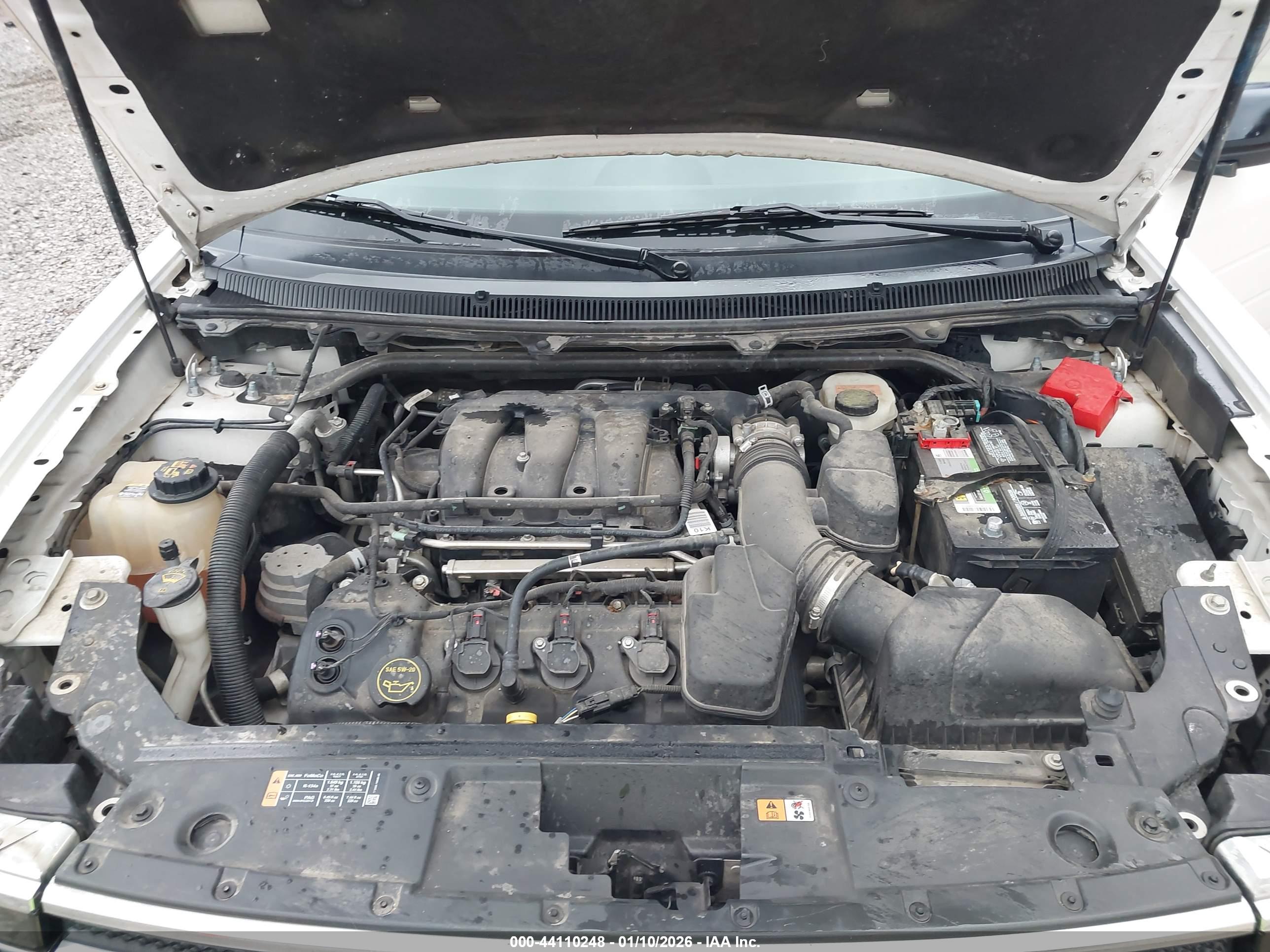 FORD FLEX image 10